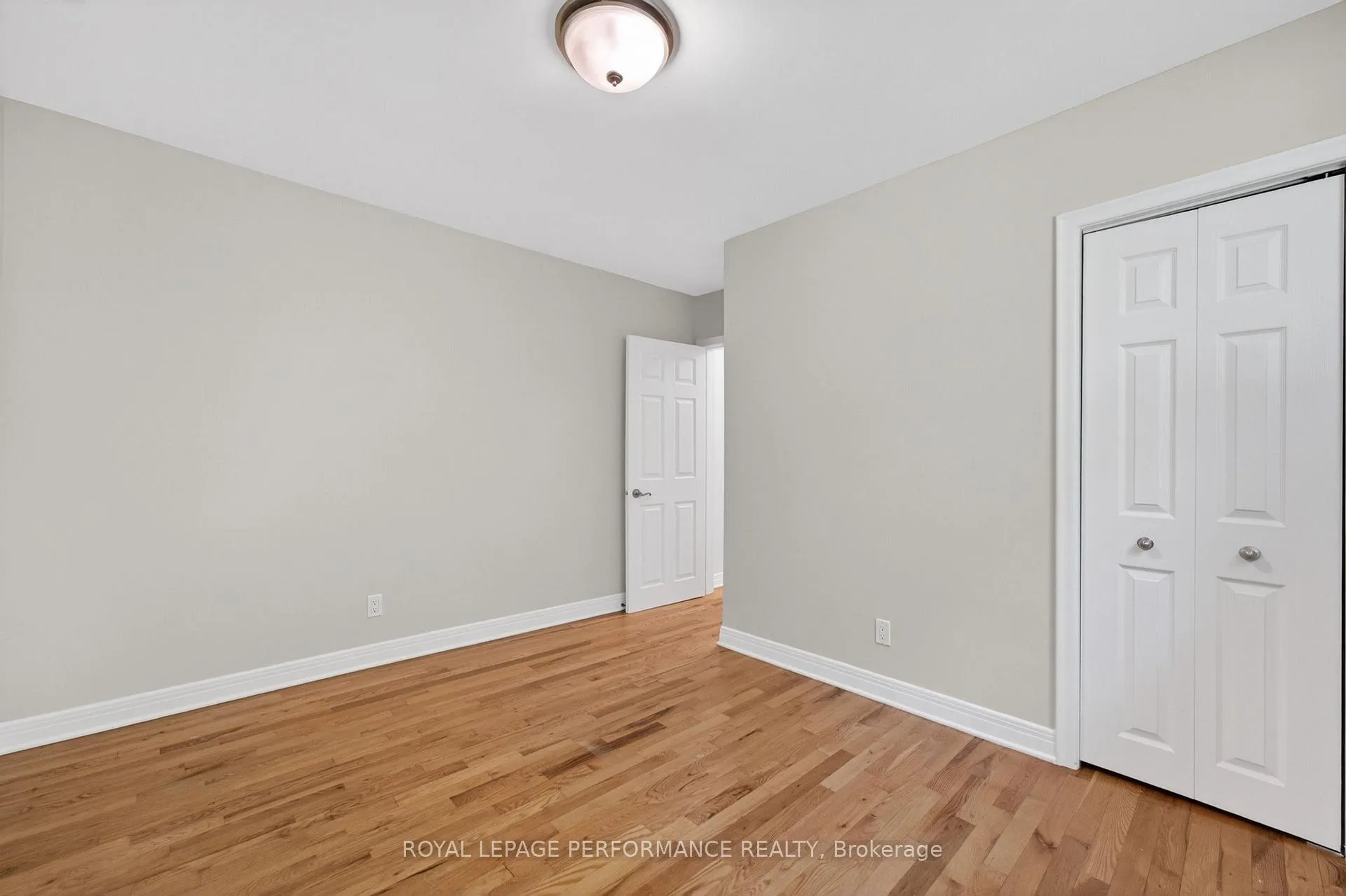 Photo 23 of 908 Innswood Drive, Ottawa, McKellar Heights/Glabar Park — HOMEH