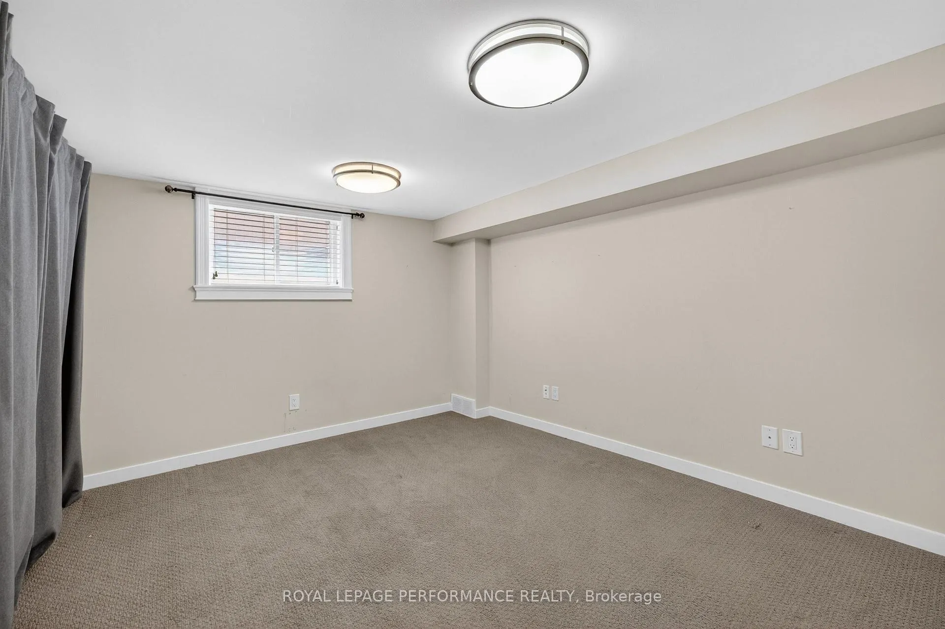 Photo 31 of 908 Innswood Drive, Ottawa, McKellar Heights/Glabar Park — HOMEH