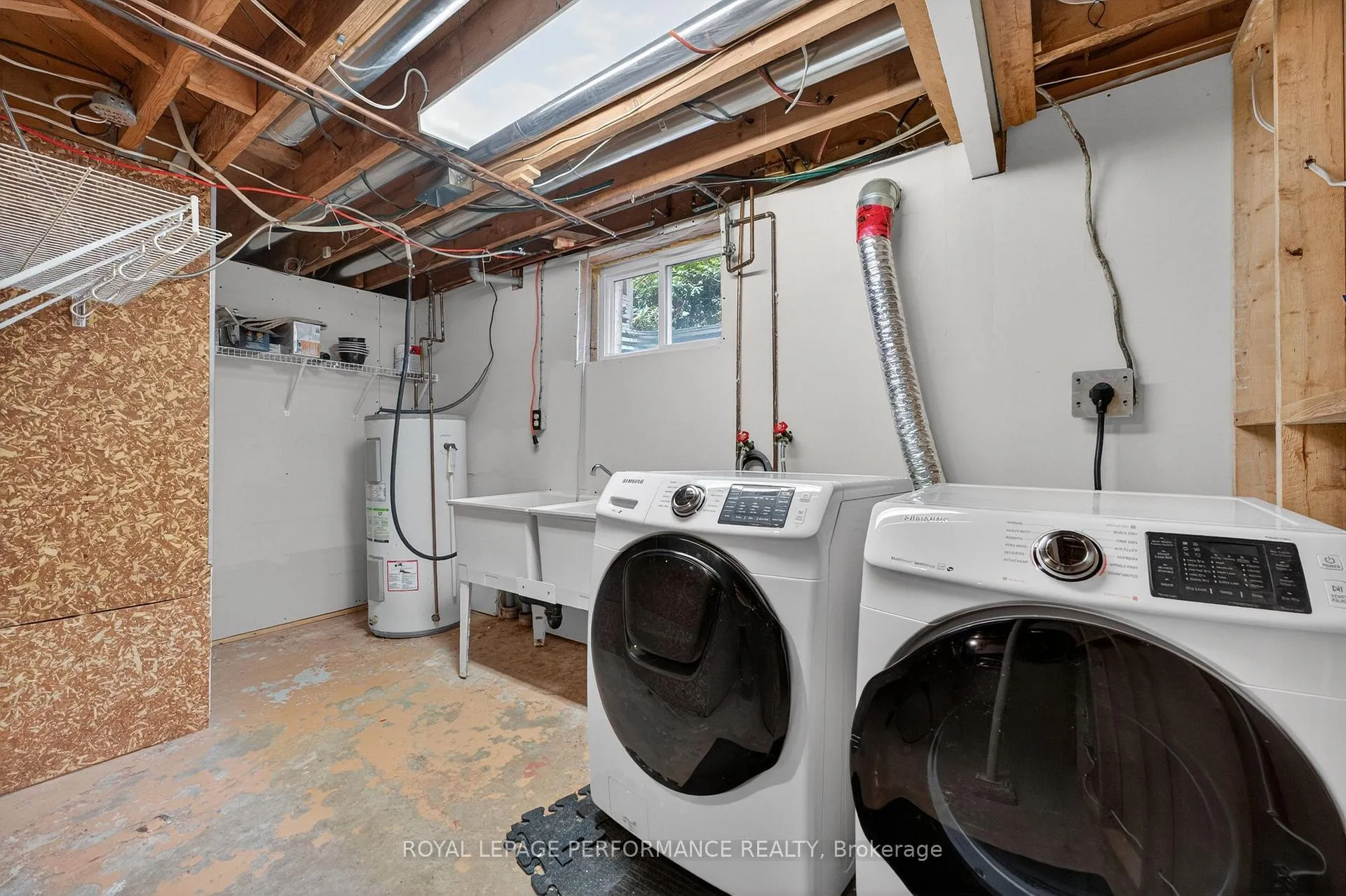 Photo 34 of 908 Innswood Drive, Ottawa, McKellar Heights/Glabar Park — HOMEH