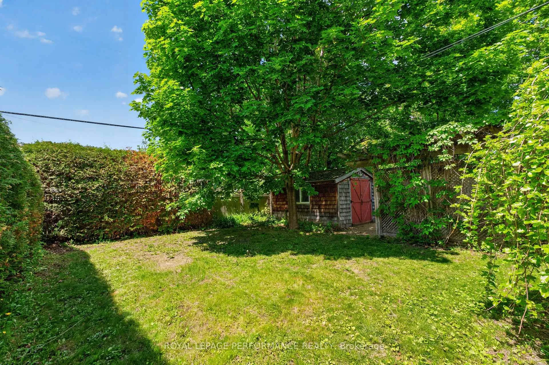 Photo 38 of 908 Innswood Drive, Ottawa, McKellar Heights/Glabar Park — HOMEH