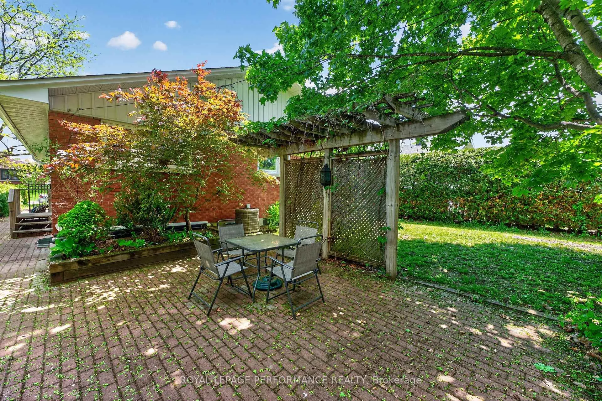 Photo 41 of 908 Innswood Drive, Ottawa, McKellar Heights/Glabar Park — HOMEH