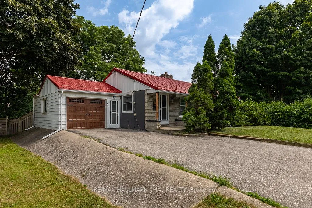 Photo 4 of 325 Innisfil Street, Barrie, Allandale — HOMEH