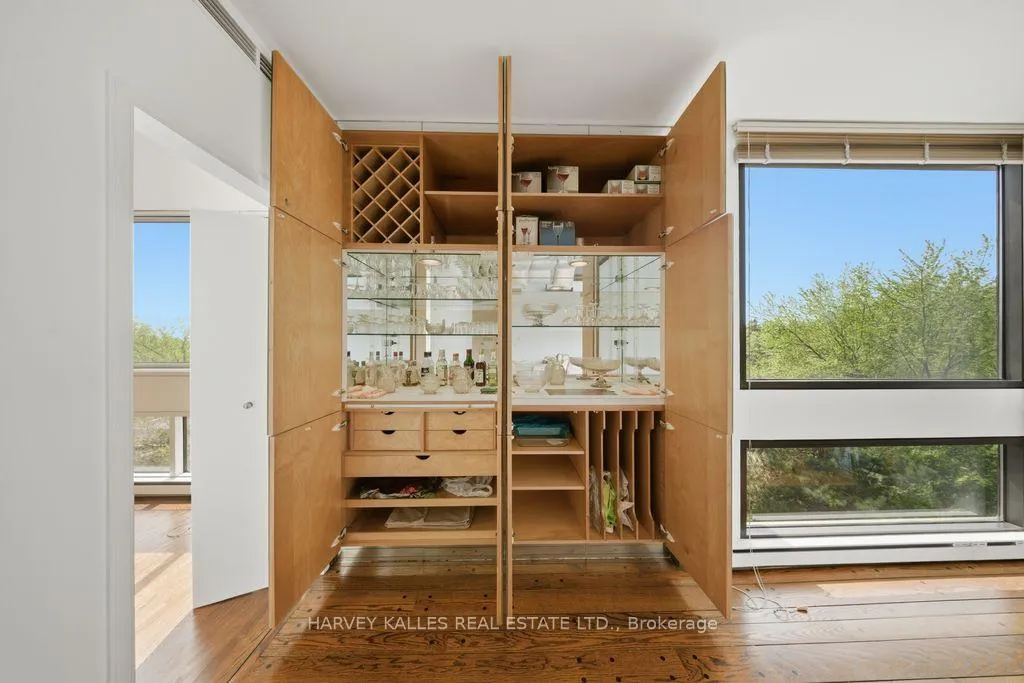Photo 10 of Unit 603/604, 150 Heath Street, Toronto, Casa Loma — HOMEH