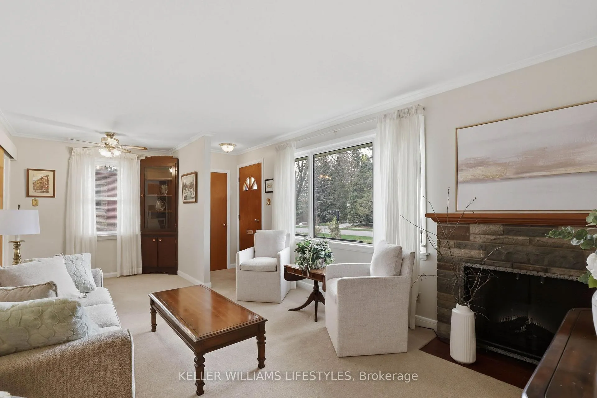 Photo 6 of 543 Elmdale Avenue, London, North G — HOMEH