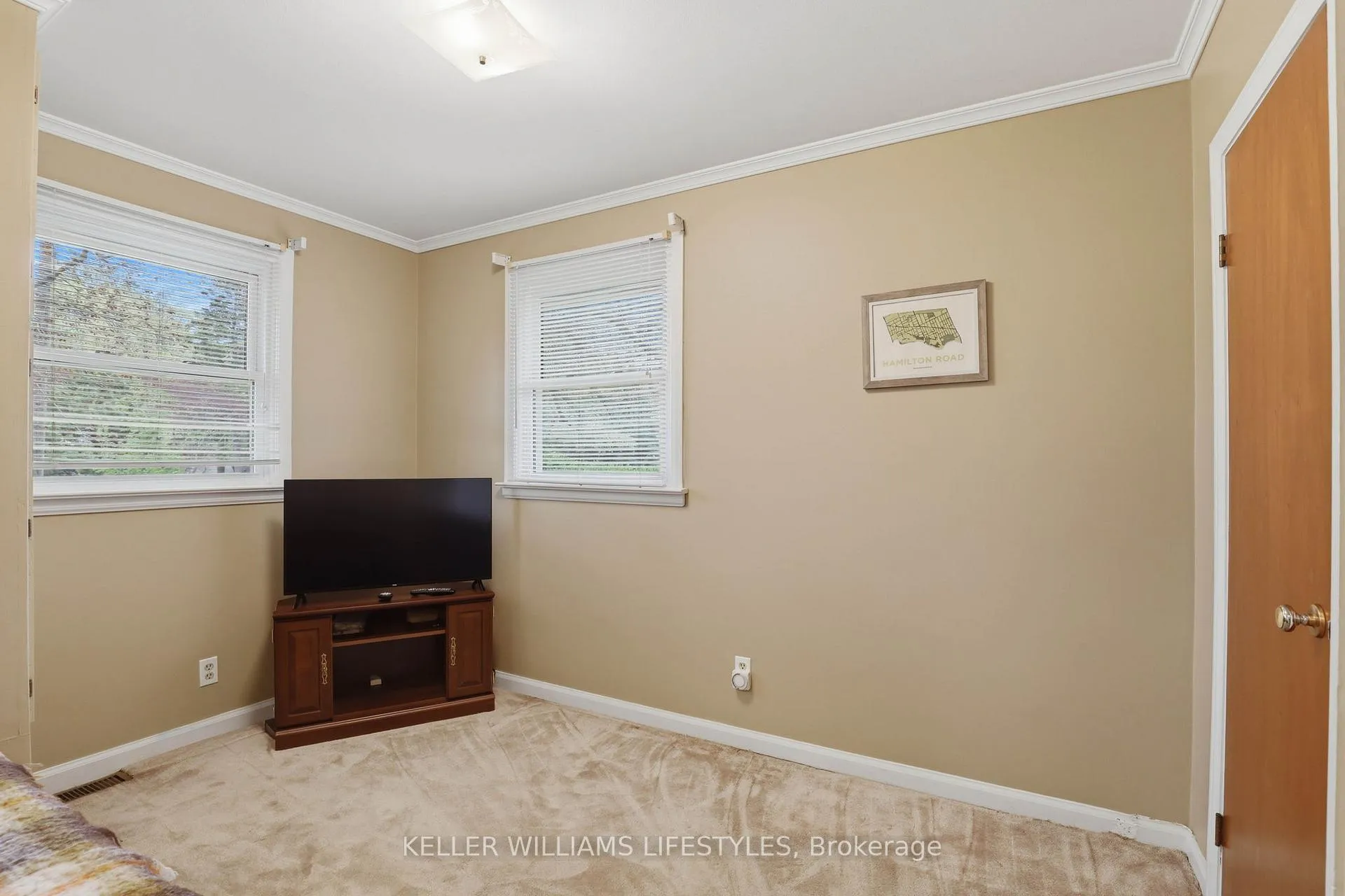 Photo 22 of 543 Elmdale Avenue, London, North G — HOMEH