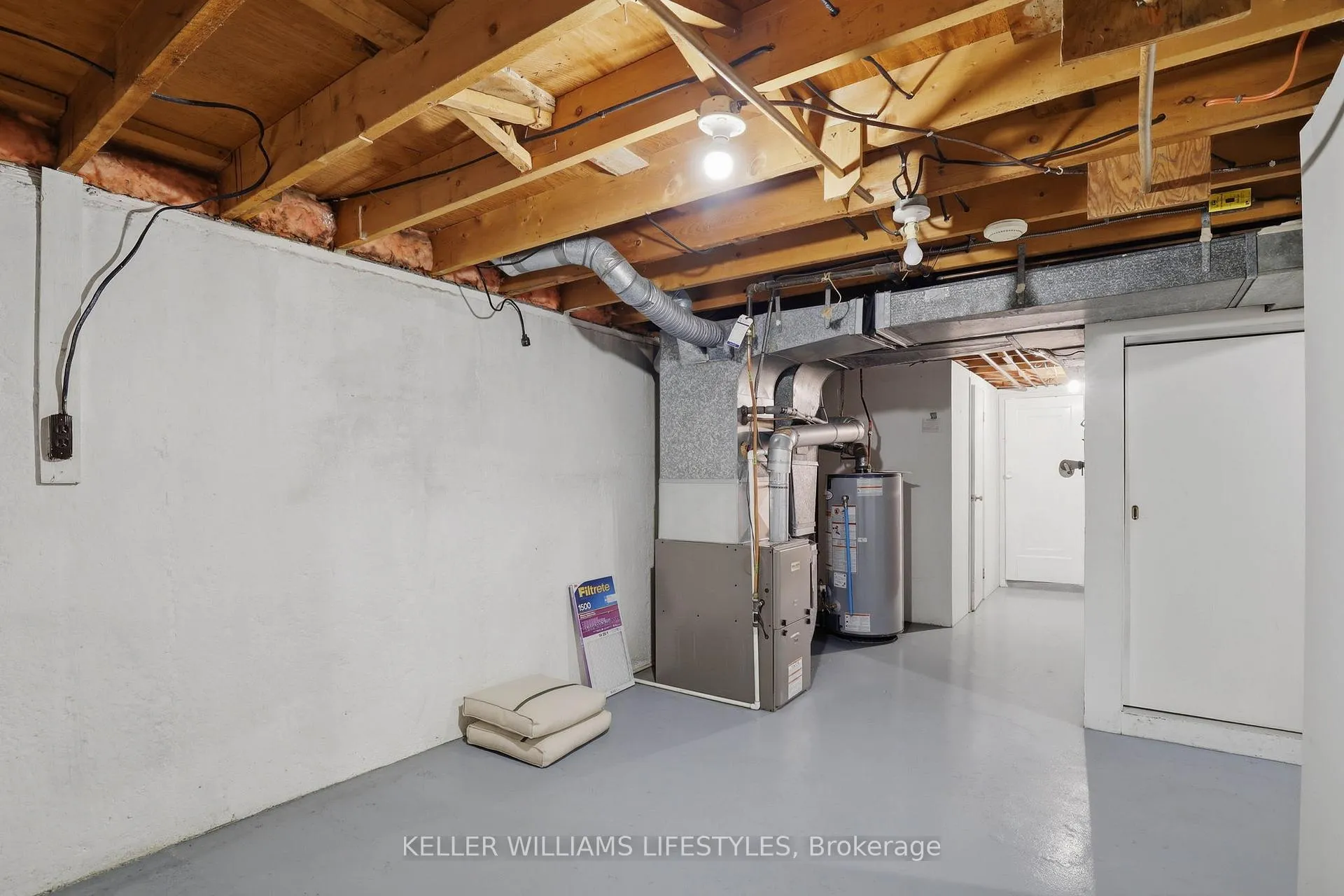 Photo 28 of 543 Elmdale Avenue, London, North G — HOMEH