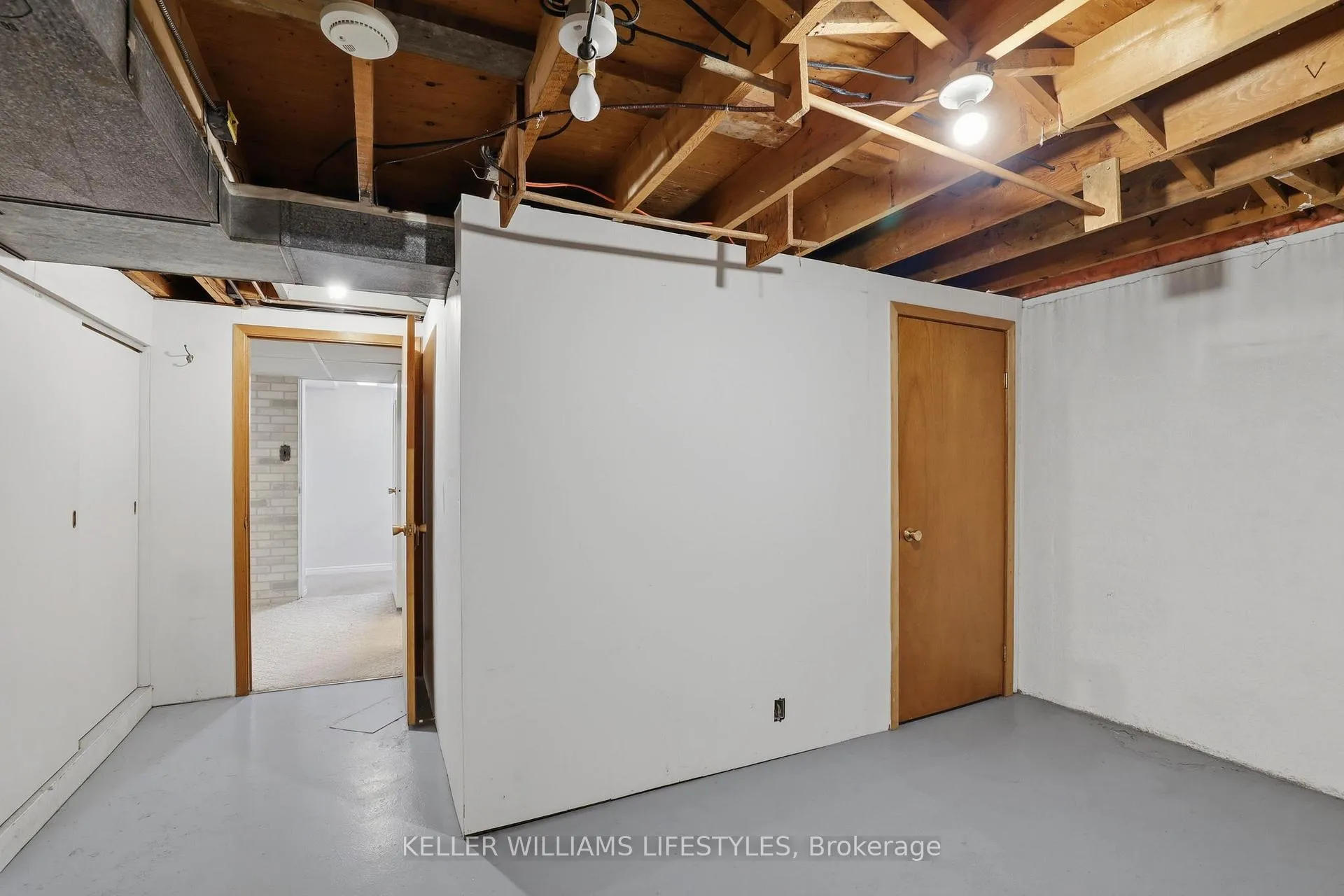 Photo 29 of 543 Elmdale Avenue, London, North G — HOMEH