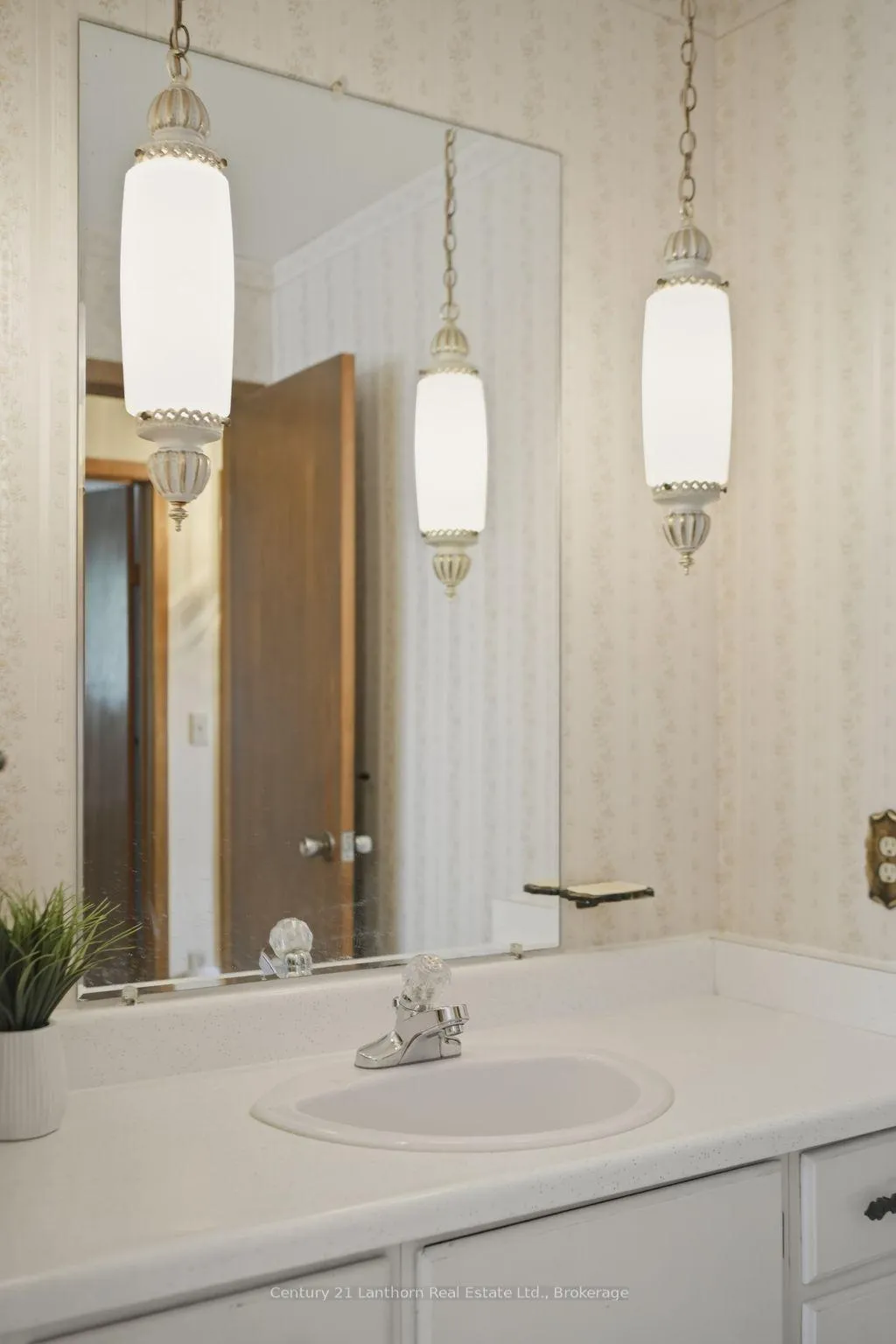 Photo 22 of 1041 Hudson Drive, Kingston, South of Taylor-Kidd Blvd — HOMEH
