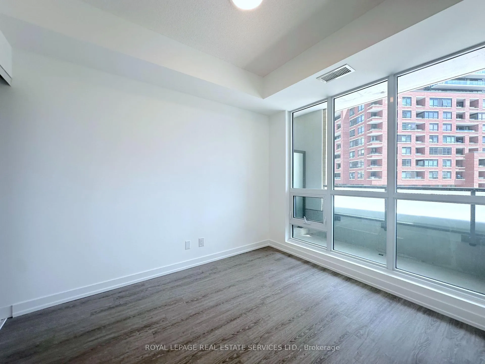 Photo 6 of Unit 305, 25 Kitney Drive, Ajax, South West — HOMEH