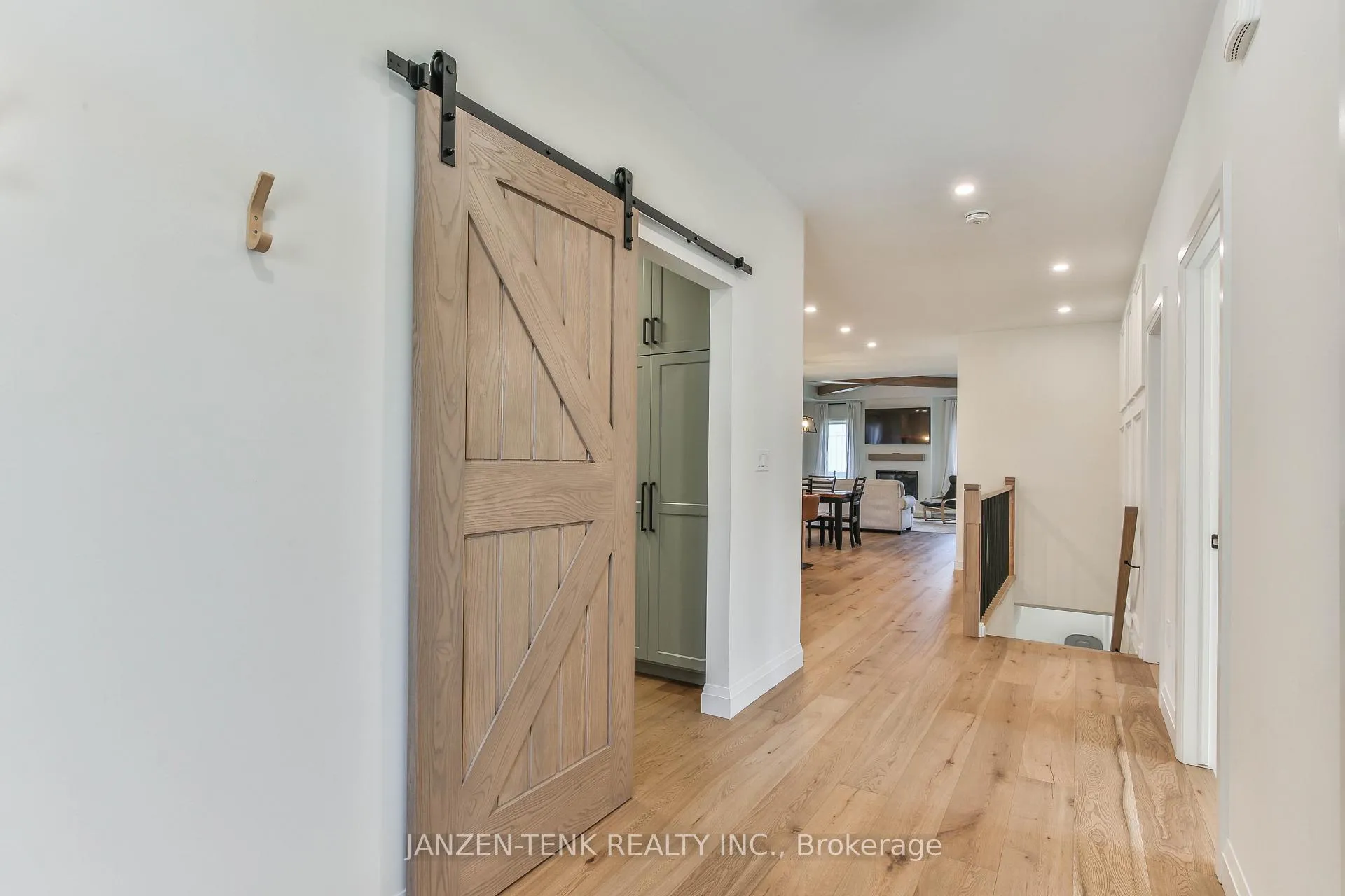 Photo 5 of 11 Charles Court, Bayham, Port Burwell — HOMEH