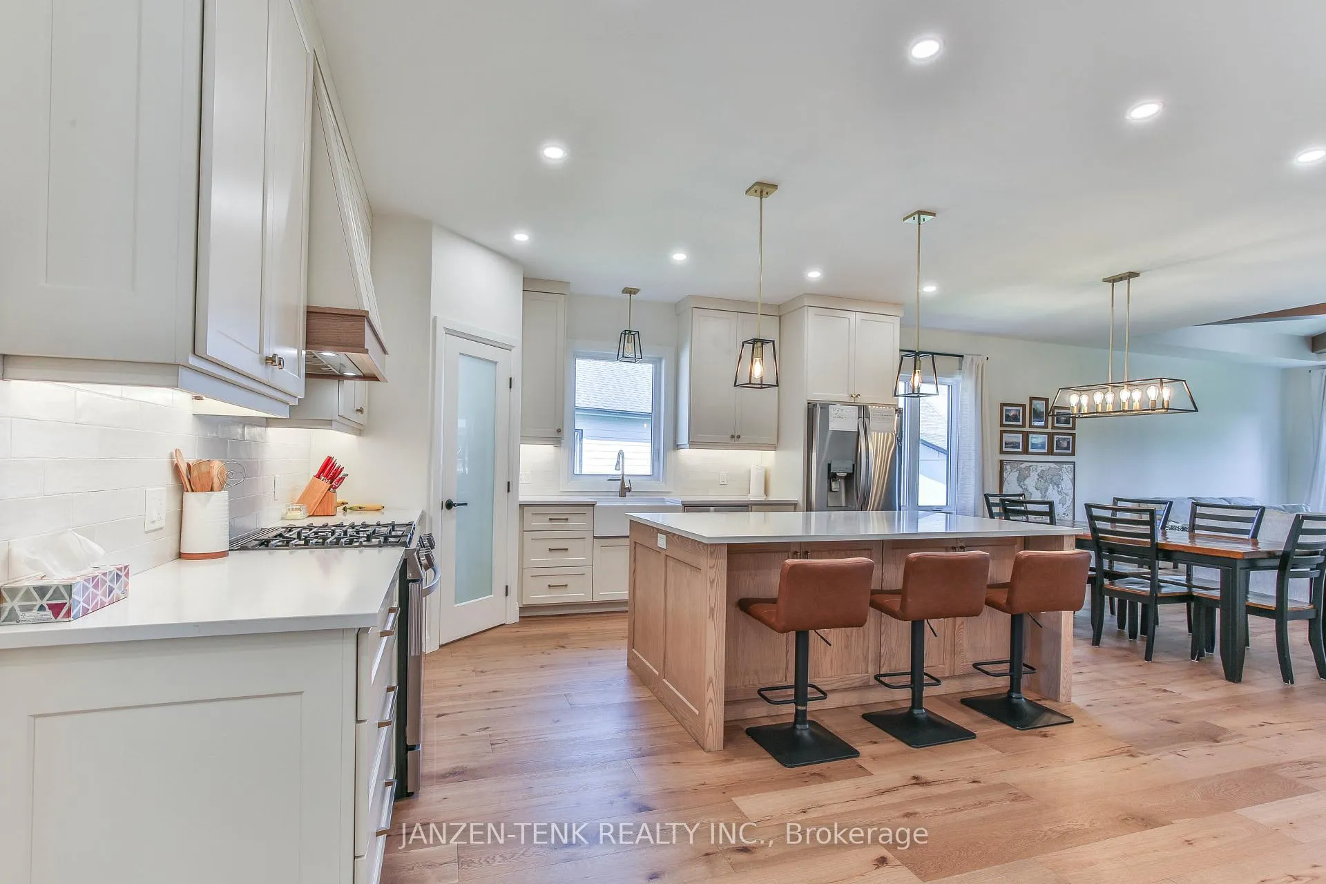 Photo 6 of 11 Charles Court, Bayham, Port Burwell — HOMEH