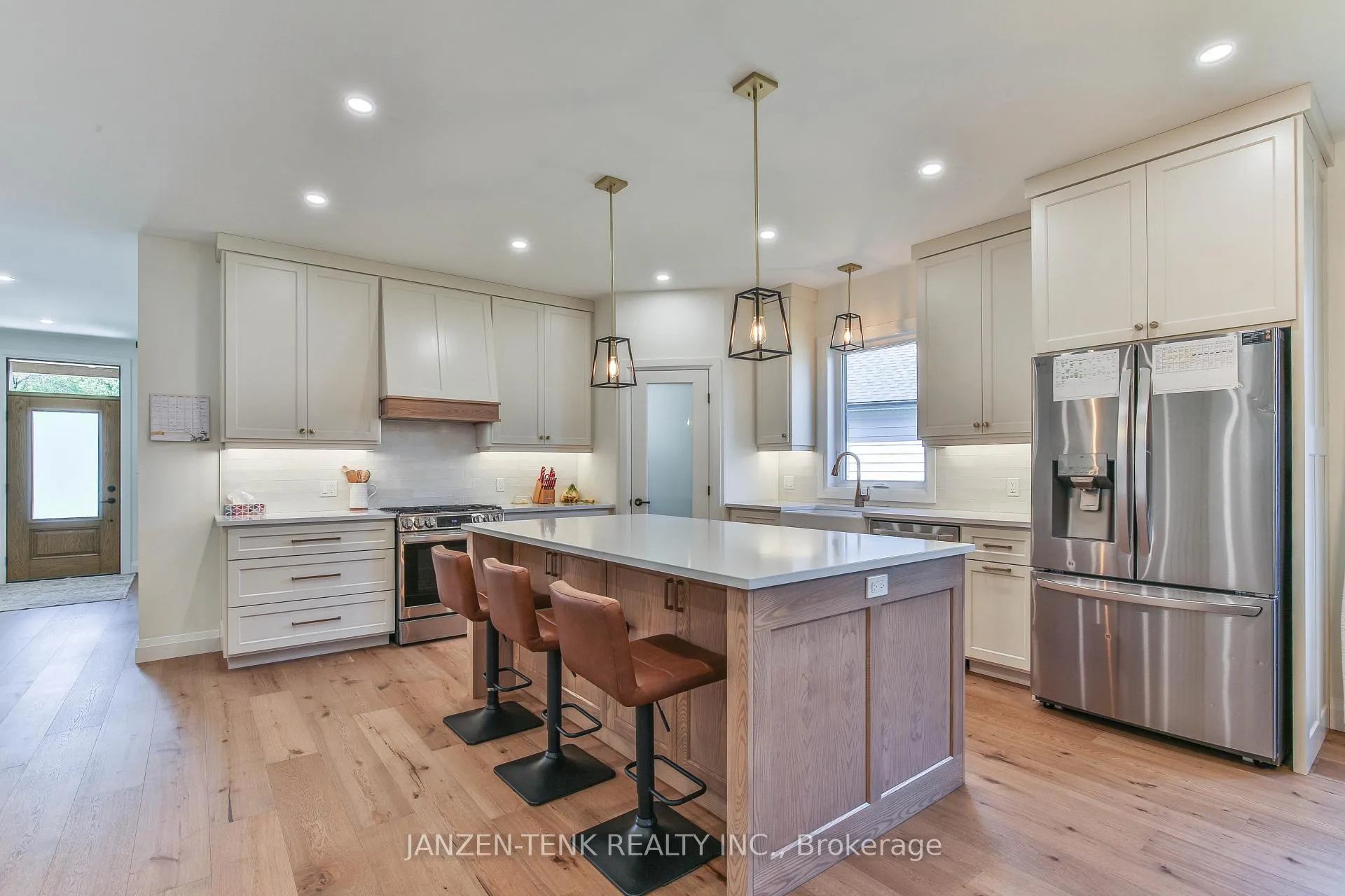 Photo 9 of 11 Charles Court, Bayham, Port Burwell — HOMEH