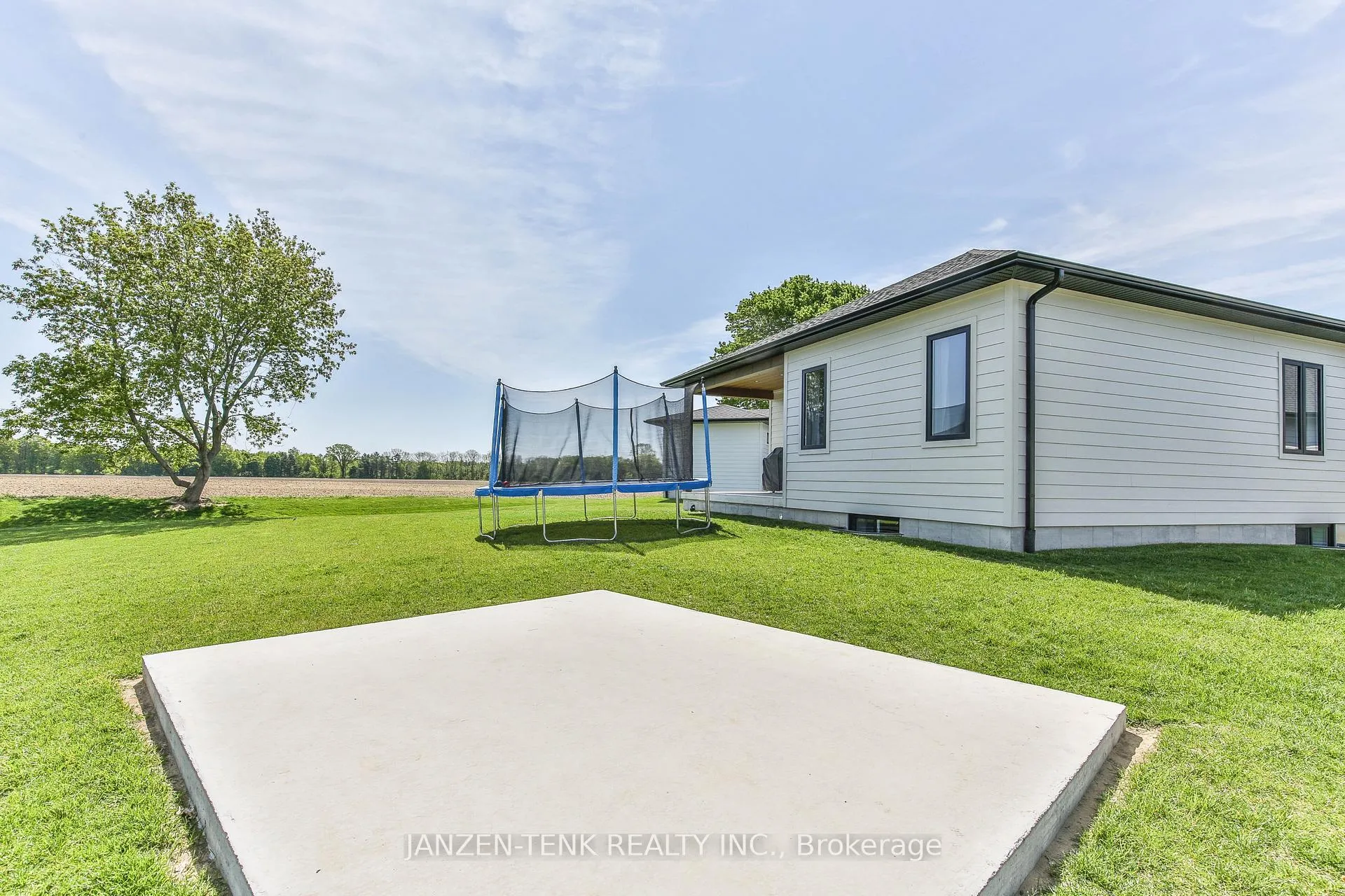 Photo 42 of 11 Charles Court, Bayham, Port Burwell — HOMEH