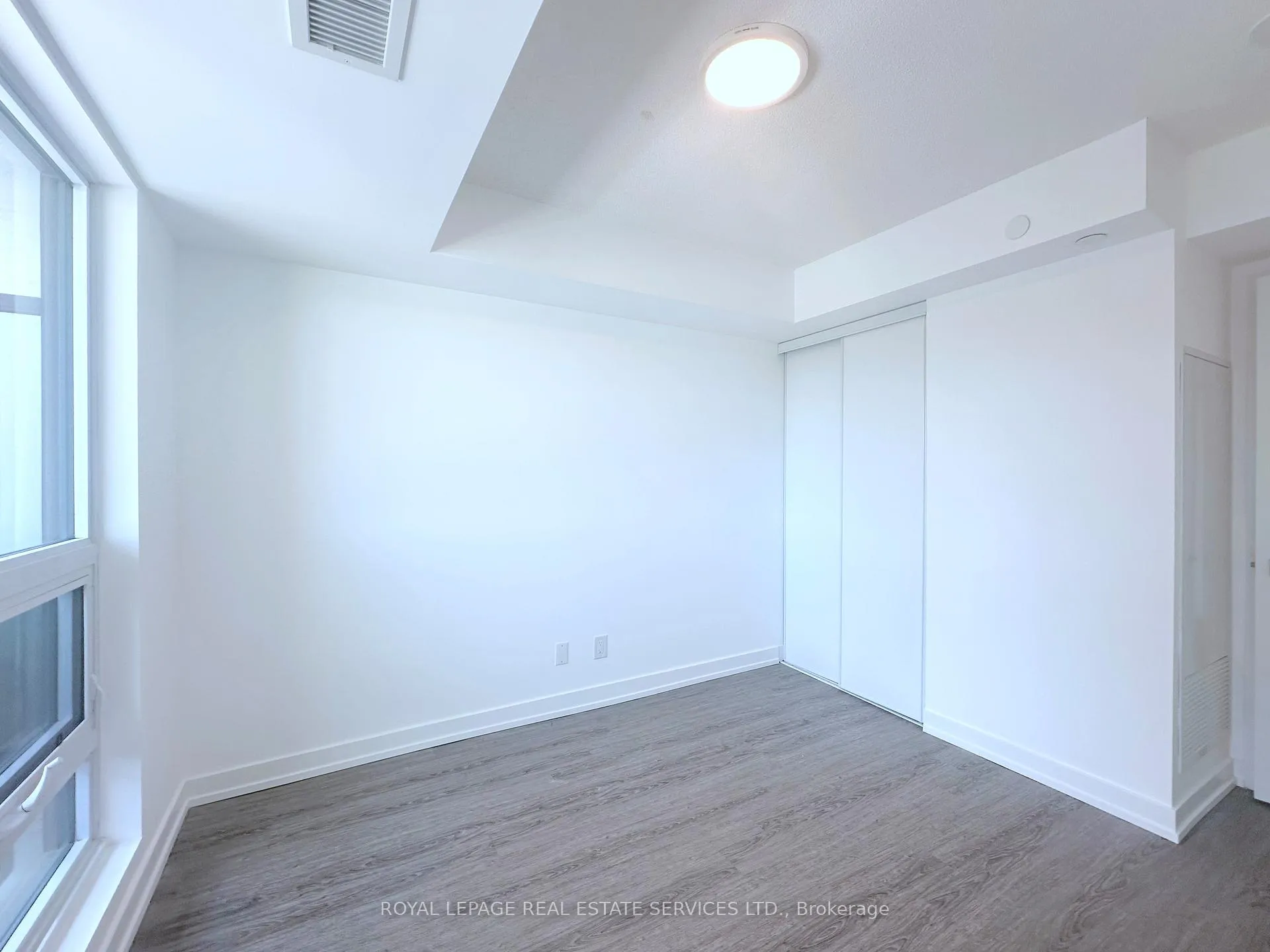 Photo 7 of Unit 423, 25 Kitney Drive, Ajax, South West — HOMEH