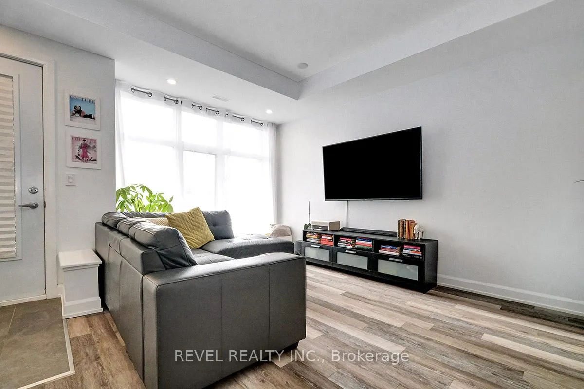 Photo 6 of Unit 4, 509 Gladstone Avenue, Ottawa, Ottawa Centre — HOMEH