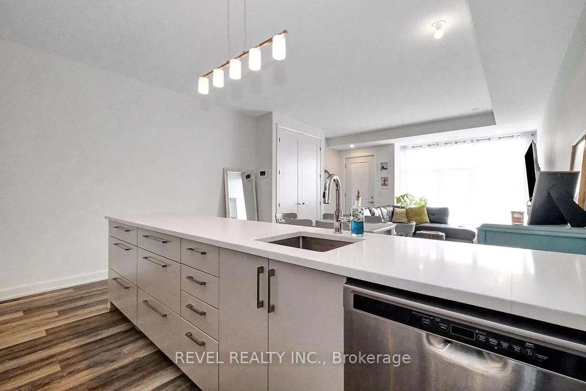 Photo 15 of Unit 4, 509 Gladstone Avenue, Ottawa, Ottawa Centre — HOMEH