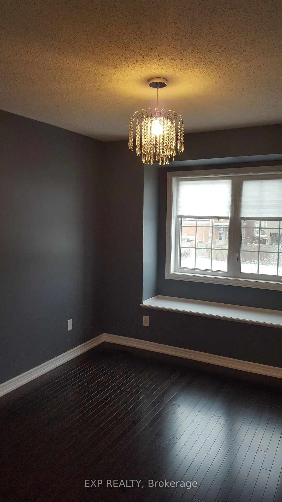 Photo 10 of 30 Isherwood Crescent, Vaughan, Vellore Village — HOMEH