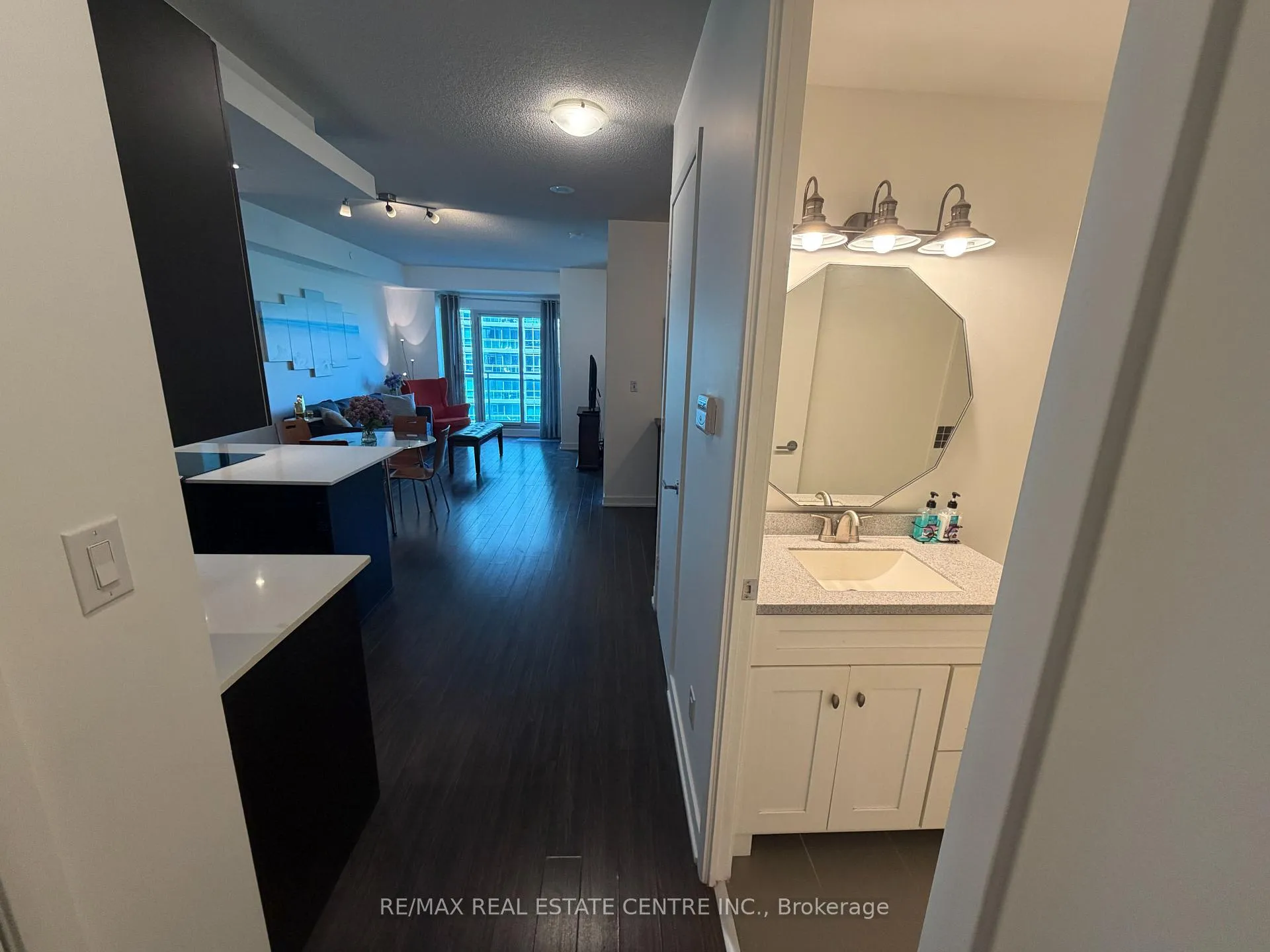Photo 15 of Unit 933, 165 Legion Road N, Etobicoke, Mimico — HOMEH
