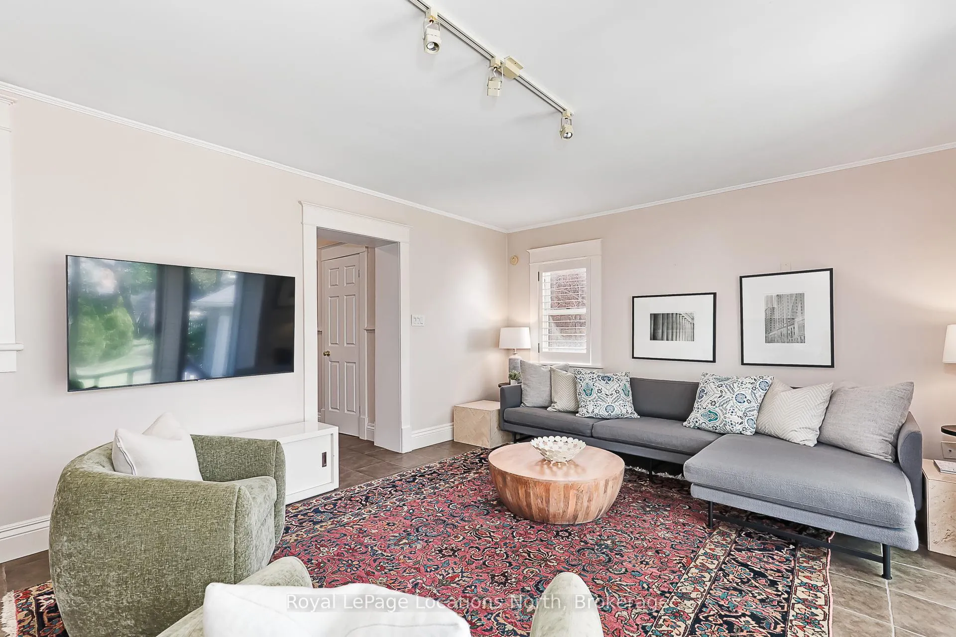 Photo 19 of 136 Oak Street, Collingwood — HOMEH