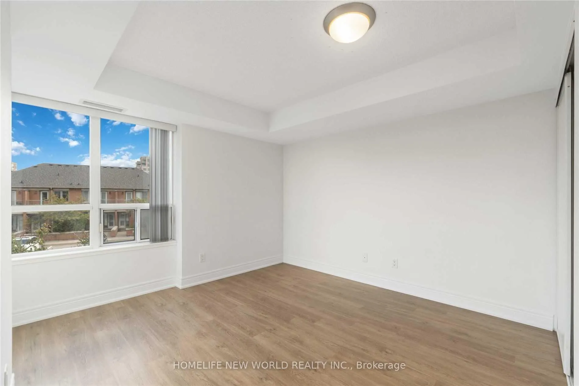 Photo 12 of Unit 220, 62 Suncrest Boulevard, Markham, Commerce Valley — HOMEH