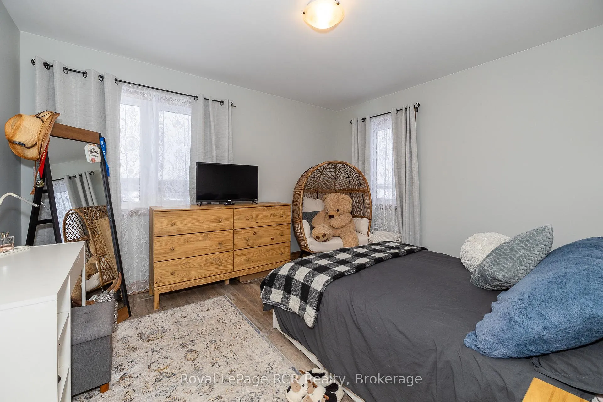 Photo 26 of 742654 Sideroad 4B Side Road, Chatsworth — HOMEH