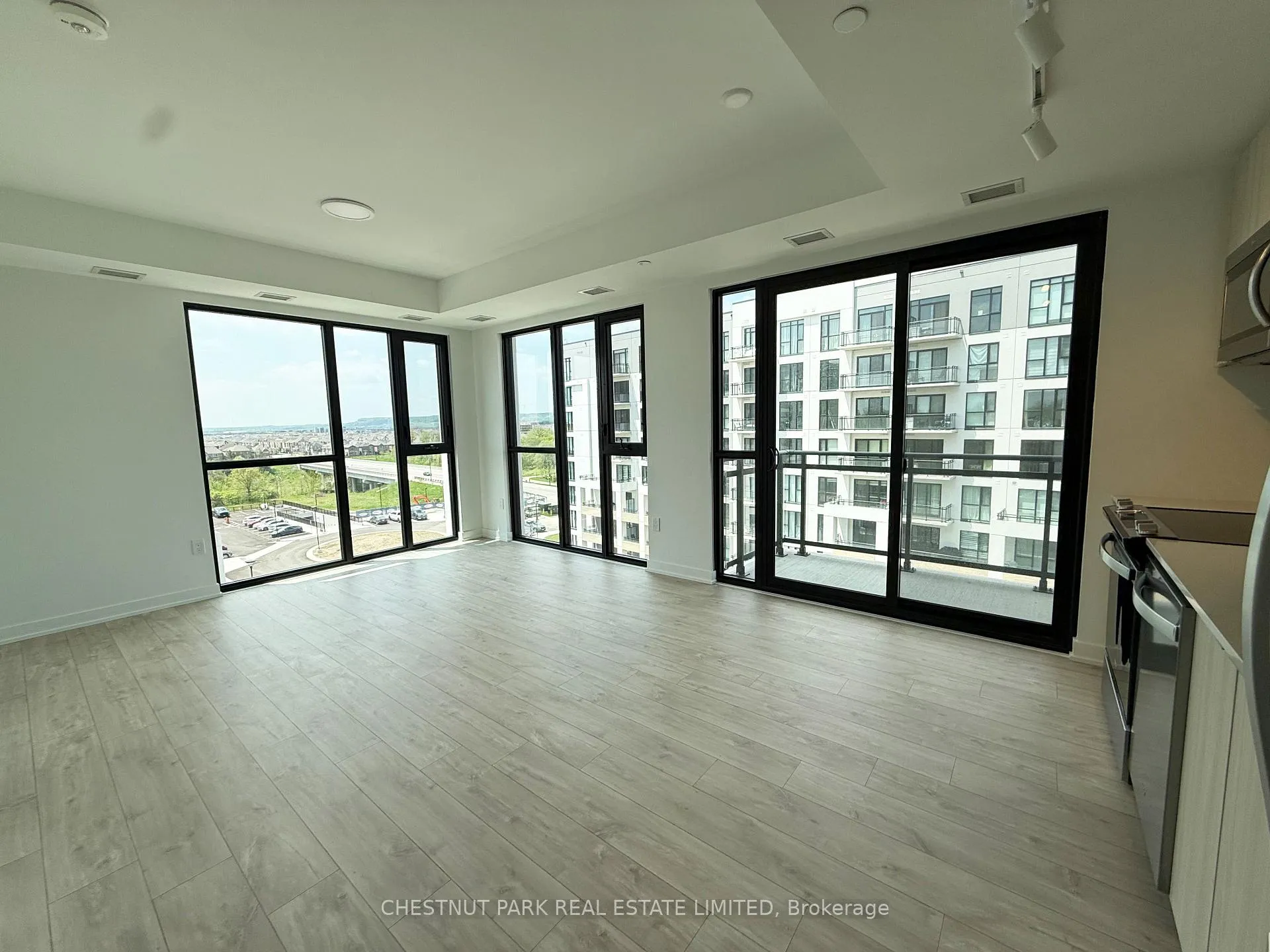 Photo 5 of Unit 605, 750 Whitlock Avenue, Milton, Cobban — HOMEH