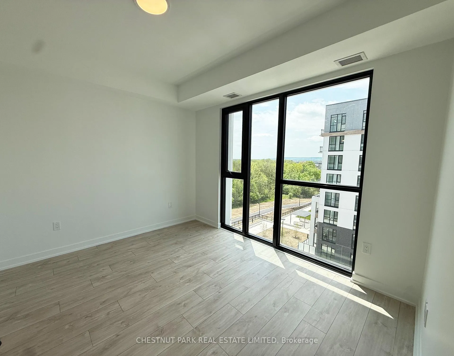 Photo 17 of Unit 605, 750 Whitlock Avenue, Milton, Cobban — HOMEH