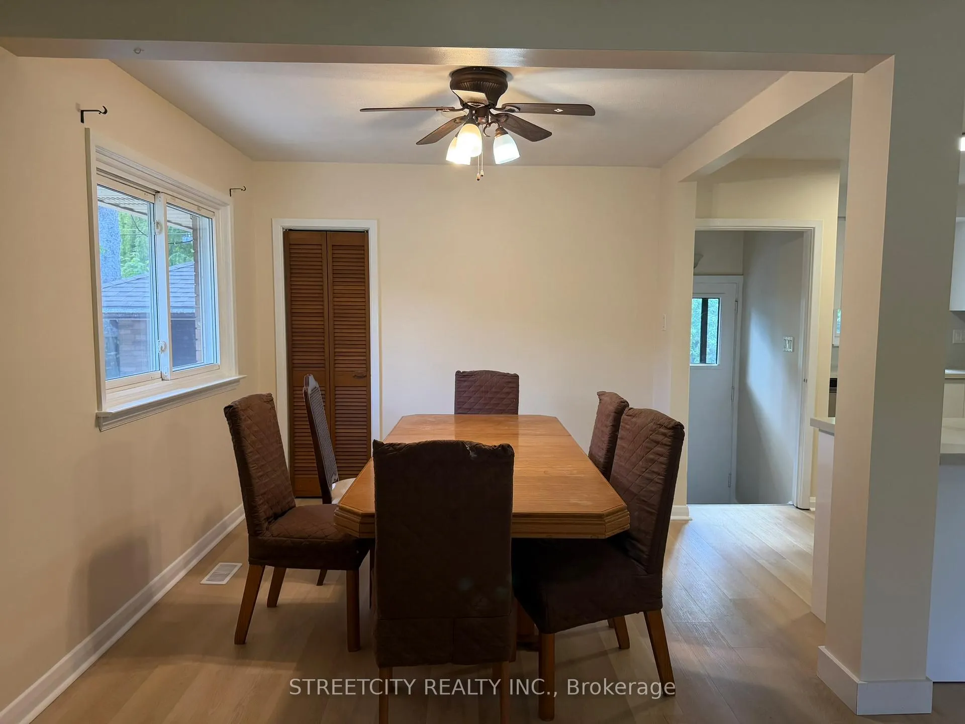 Photo 8 of 444 Scenic Drive, London, South J — HOMEH