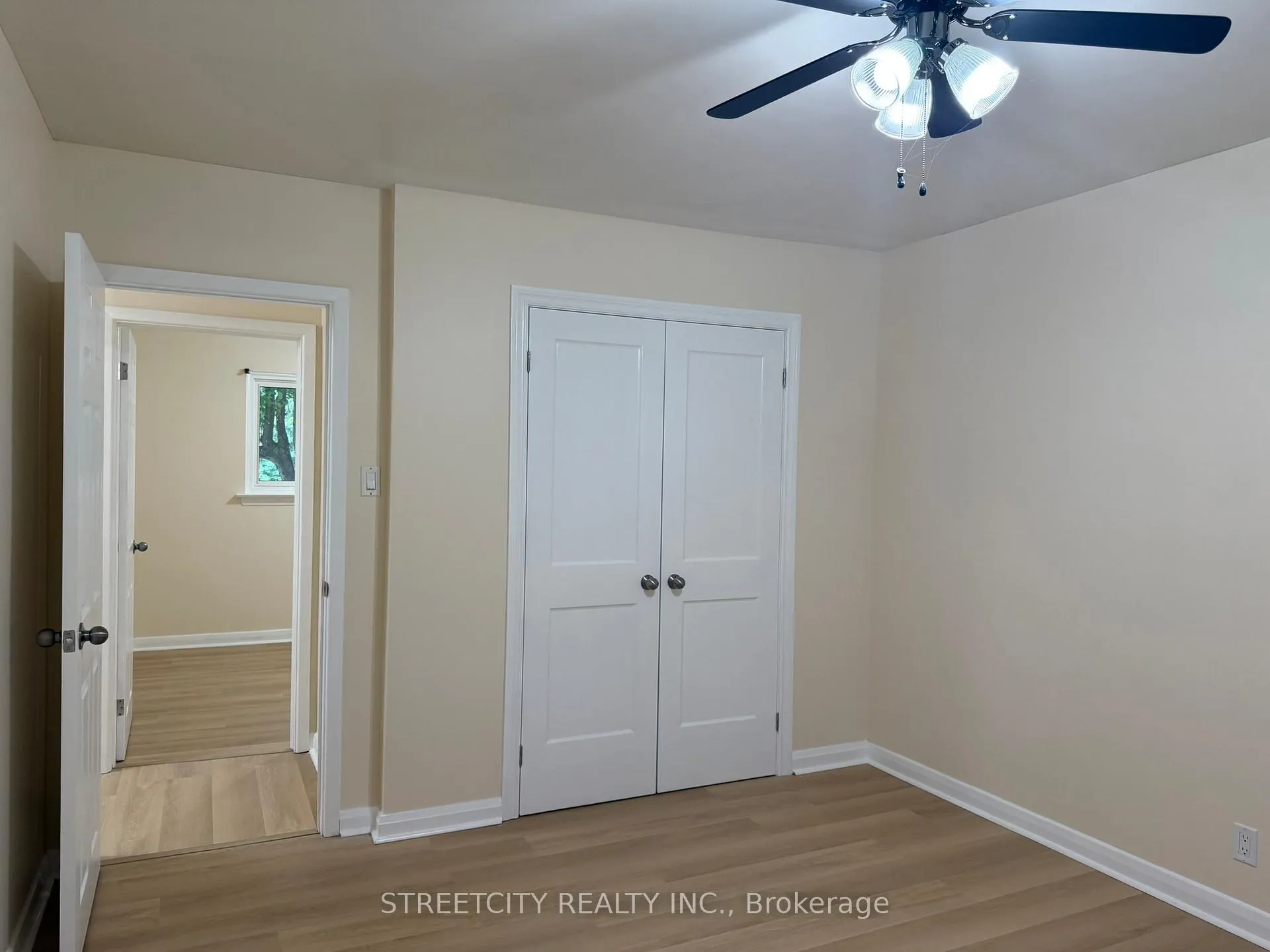 Photo 13 of 444 Scenic Drive, London, South J — HOMEH