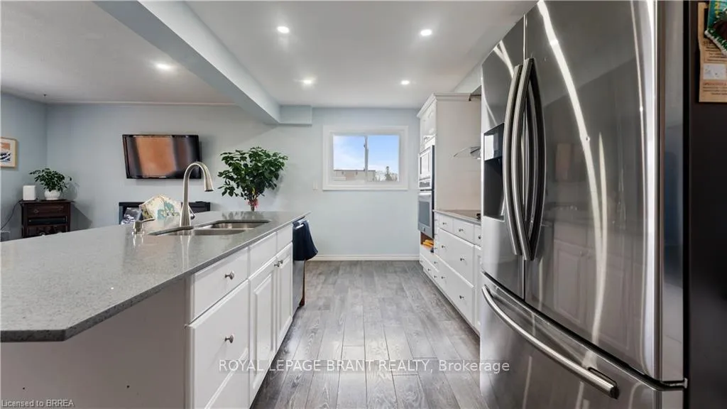 Photo 19 of Unit C, 52 Ewing Drive, Brantford — HOMEH