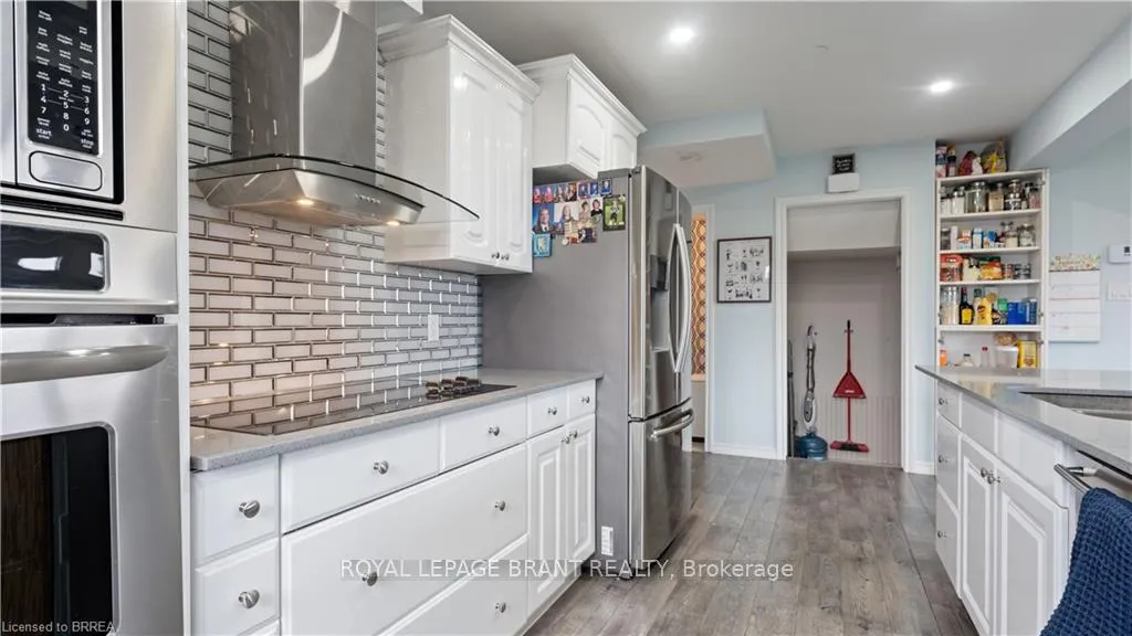 Photo 20 of Unit C, 52 Ewing Drive, Brantford — HOMEH