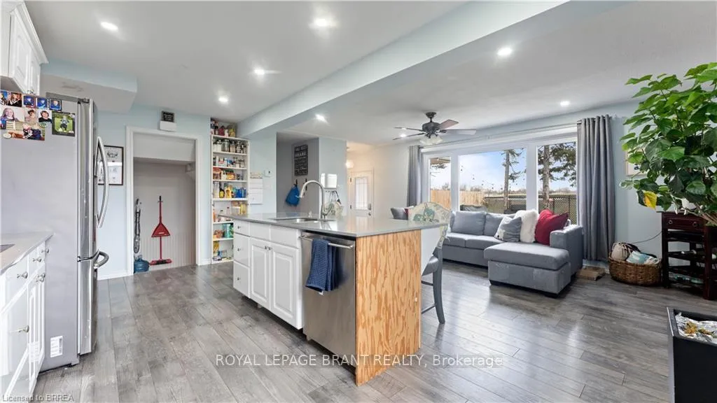 Photo 21 of Unit C, 52 Ewing Drive, Brantford — HOMEH