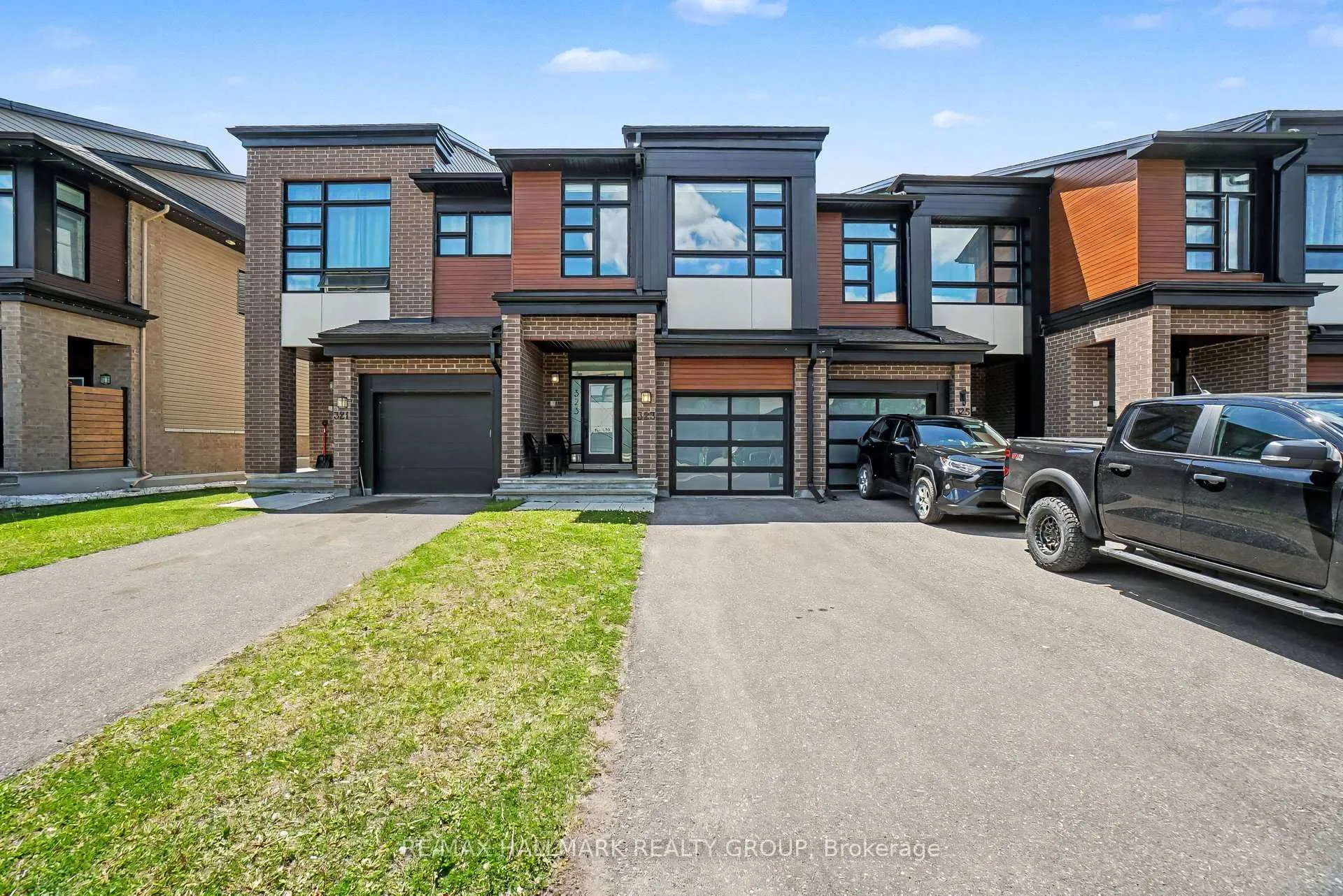 Photo 1 of 323 Wabasso Lane, Ottawa, Leitrim — HOMEH