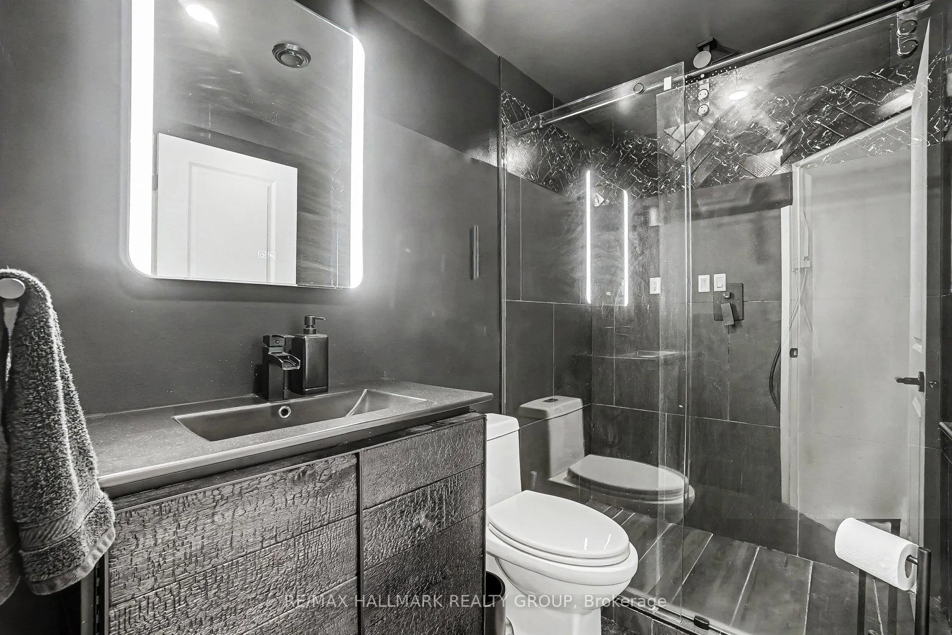 Photo 39 of 323 Wabasso Lane, Ottawa, Leitrim — HOMEH