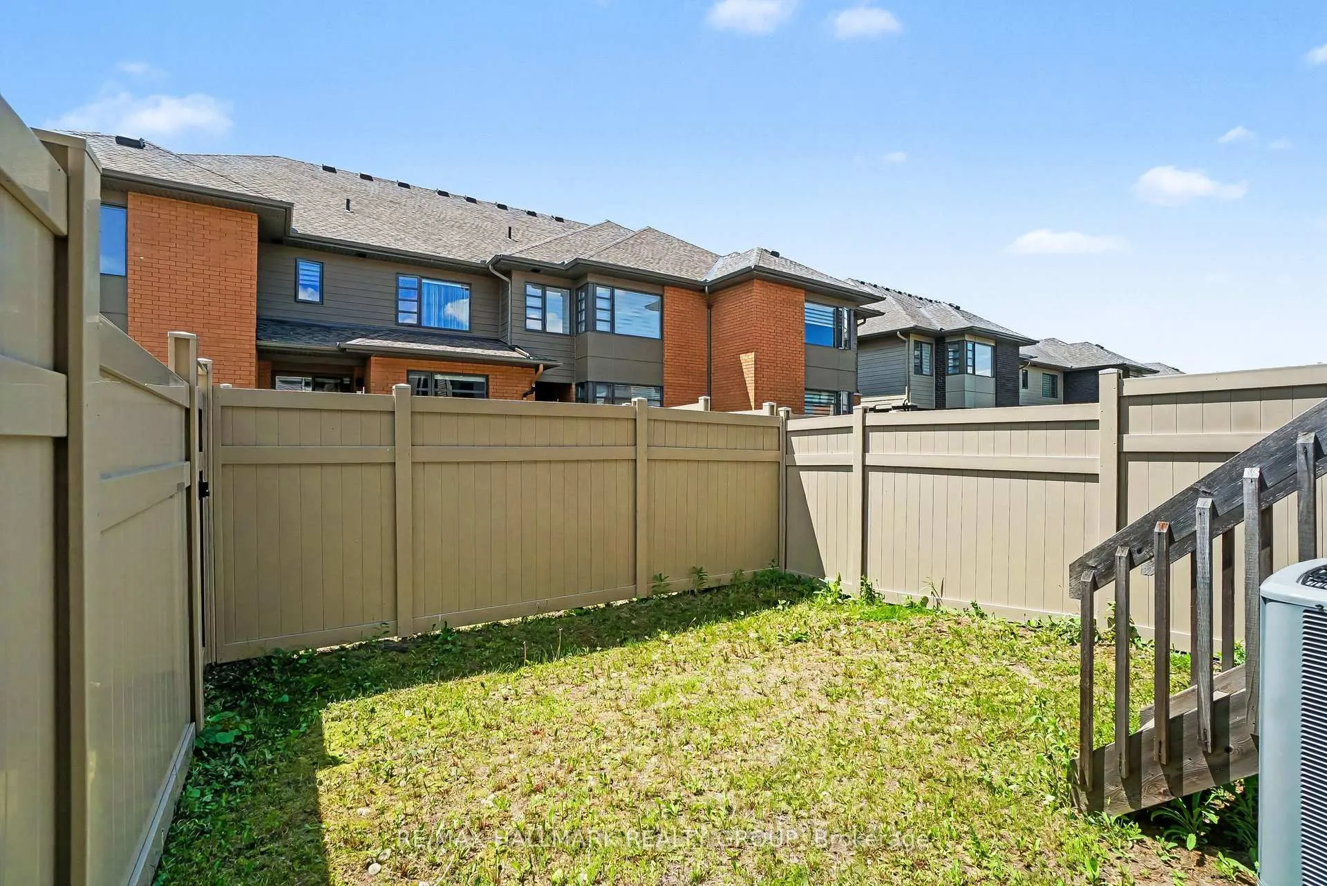 Photo 43 of 323 Wabasso Lane, Ottawa, Leitrim — HOMEH