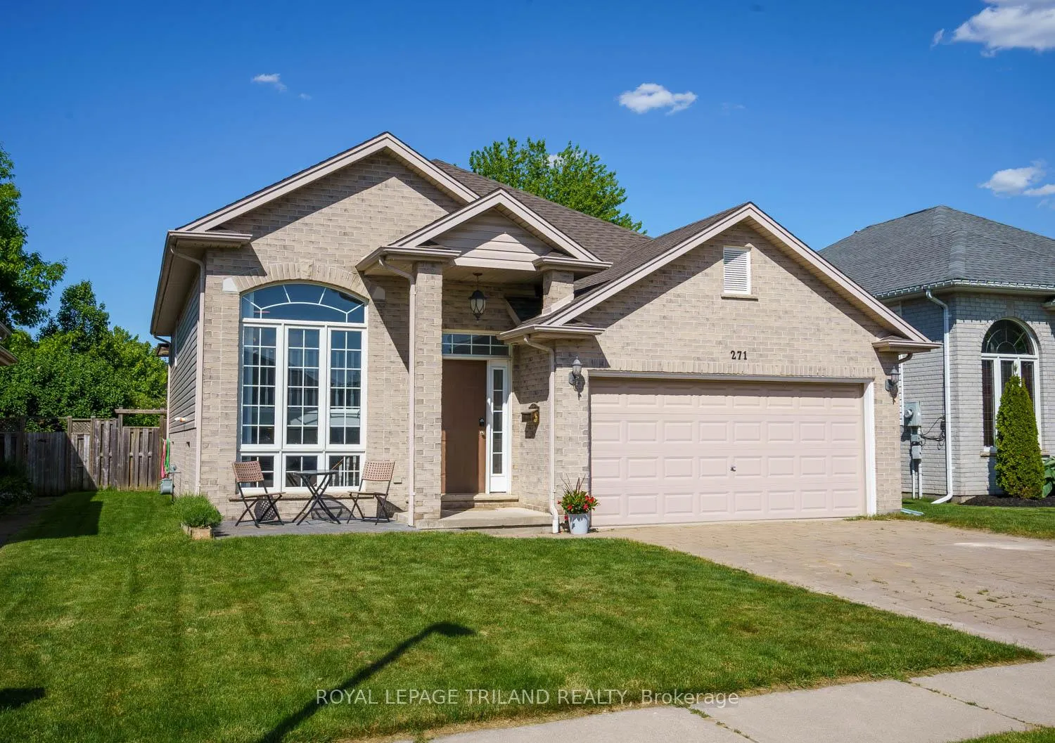 Photo 1 of 271 Mogg Street, Strathroy-Caradoc, SE — HOMEH