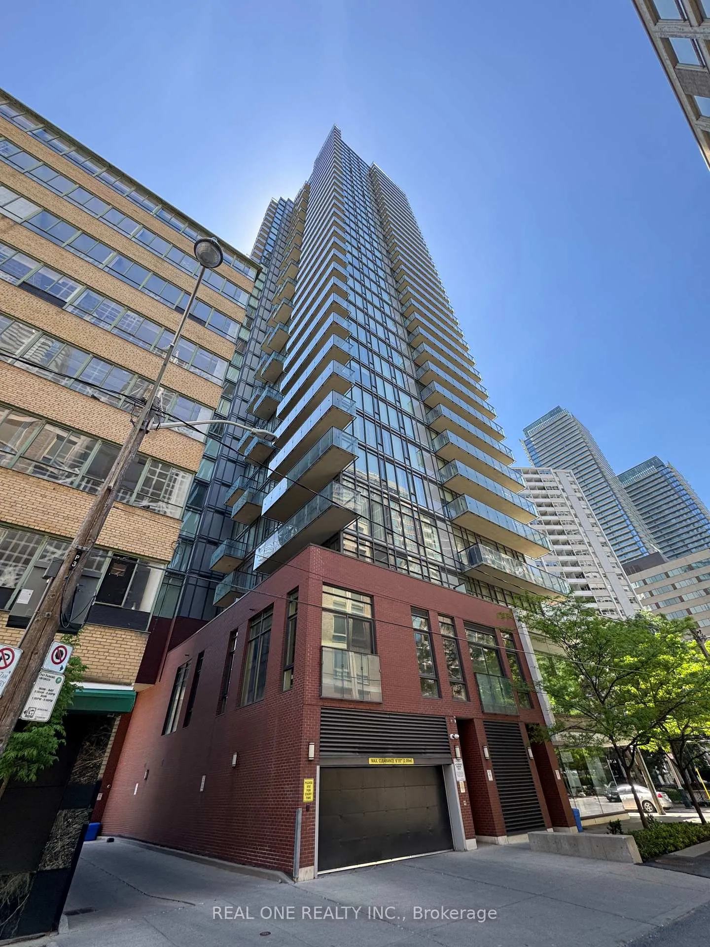 Photo 1 of Unit 1303, 75 St Nicholas Street, Toronto, Bay Street Corridor — HOMEH
