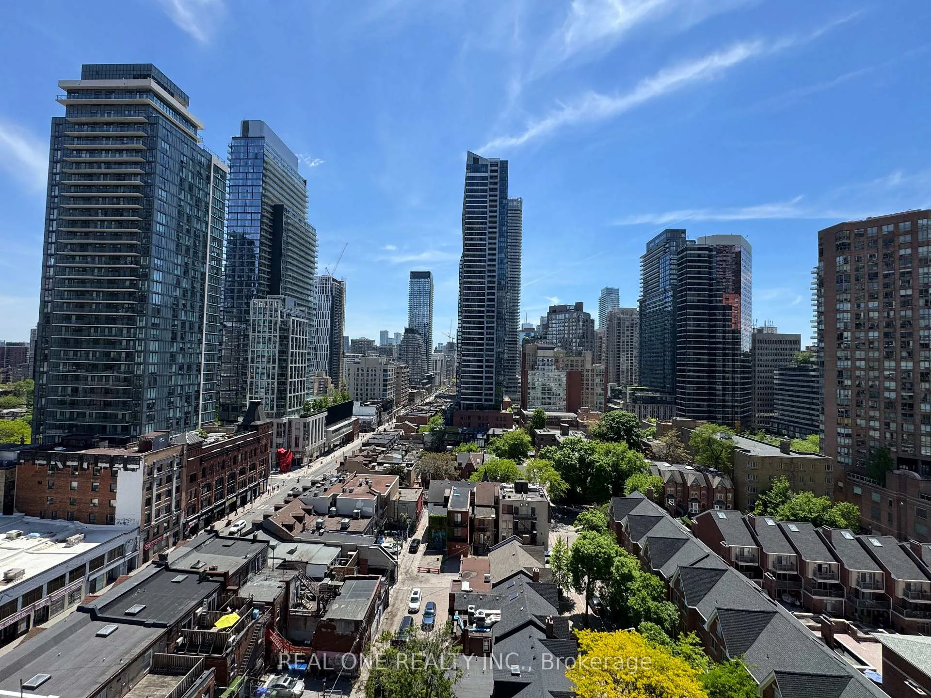 Photo 10 of Unit 1303, 75 St Nicholas Street, Toronto, Bay Street Corridor — HOMEH