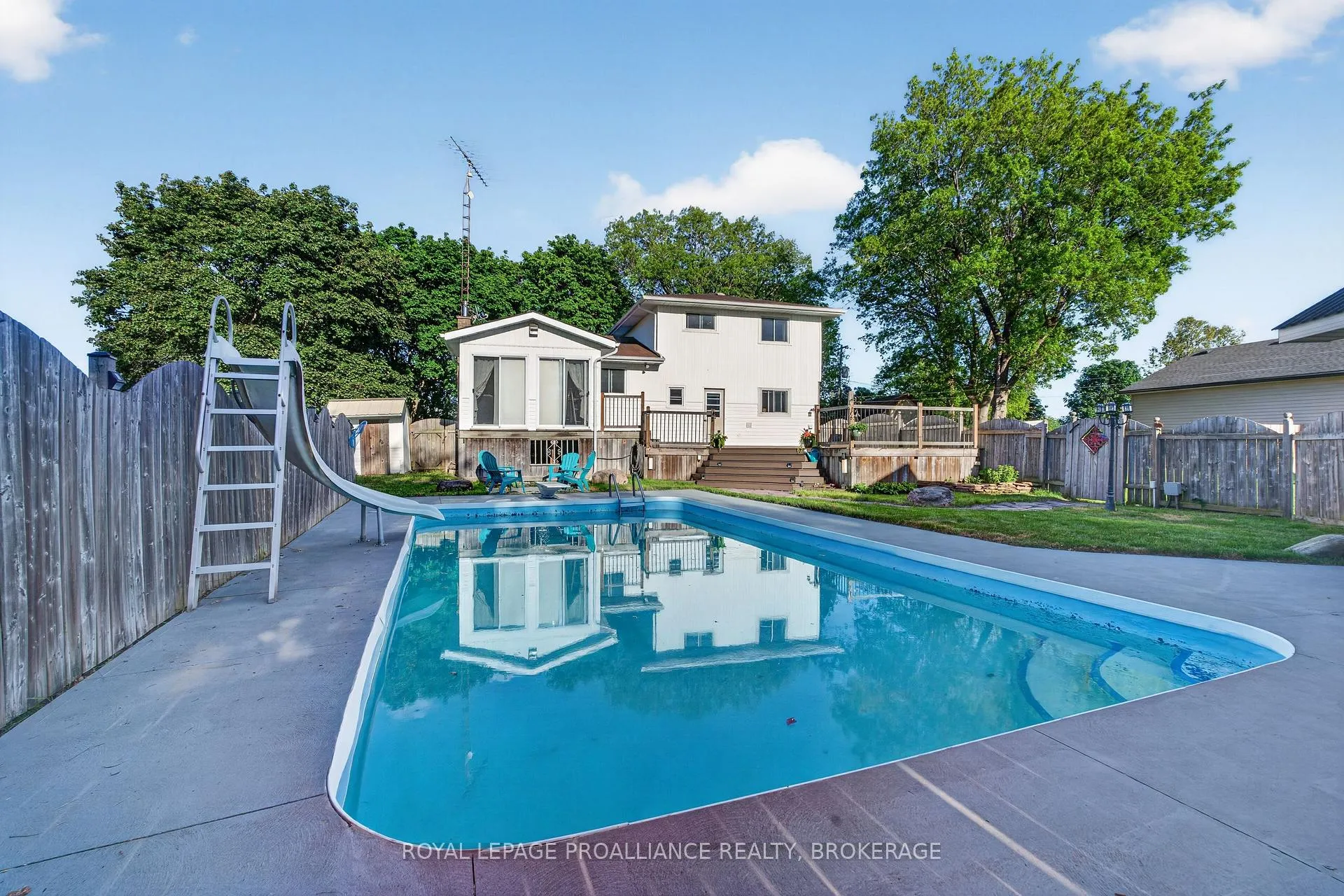 Photo 2 of 3825 Clarke Road, Kingston, North of Taylor-Kidd Blvd — HOMEH