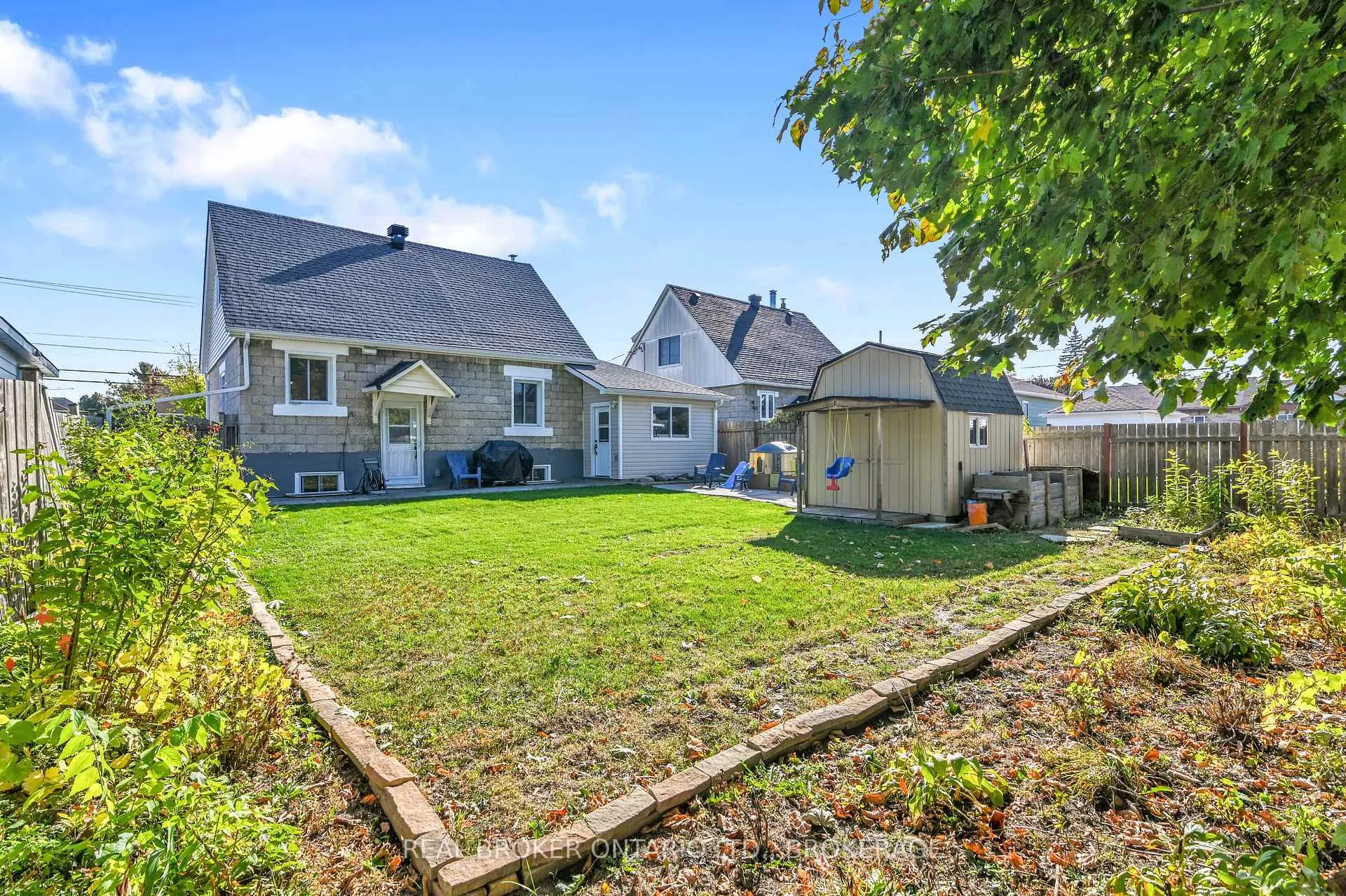 Photo 30 of 1006 Second Street E, Cornwall — HOMEH