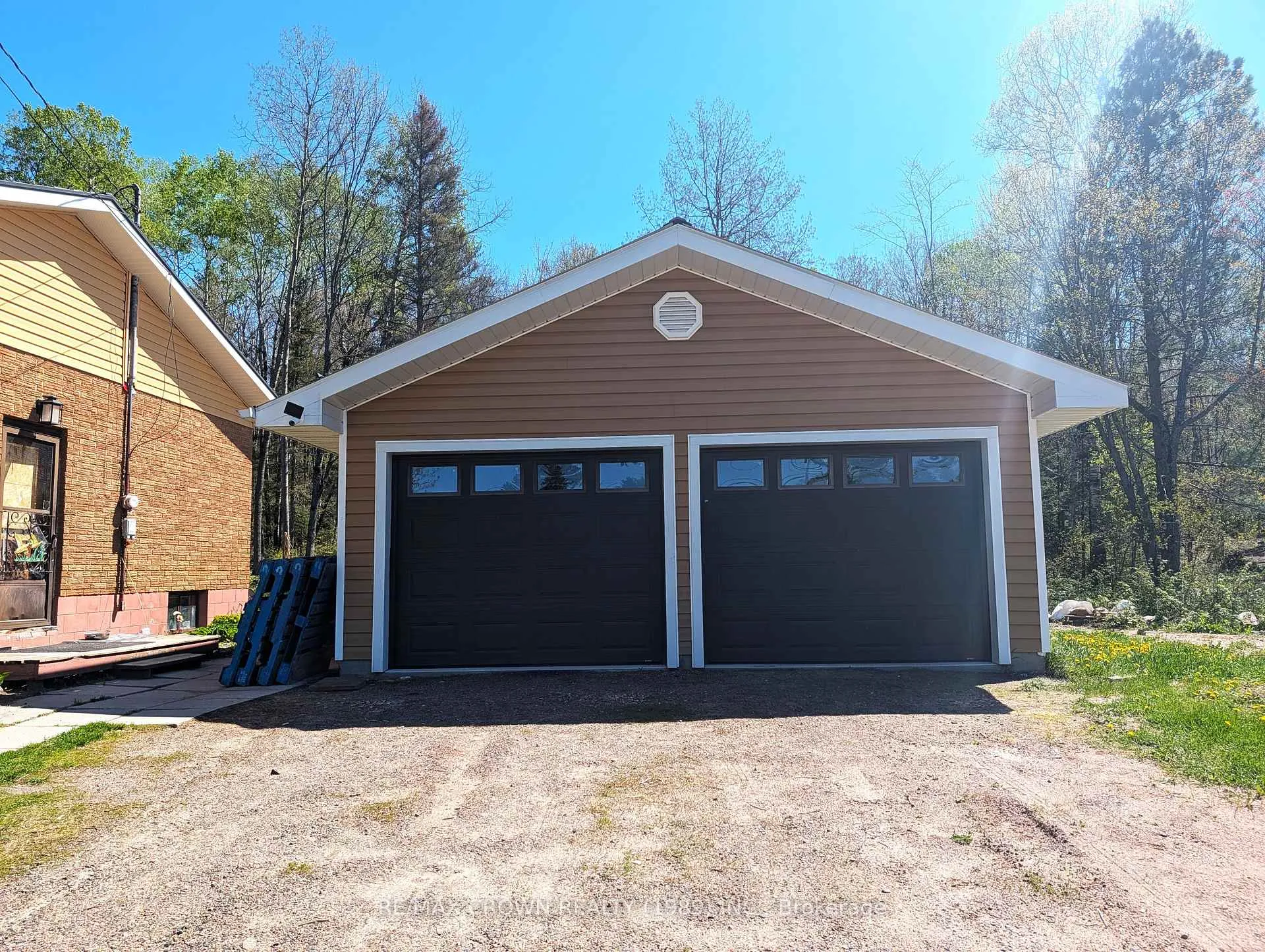 Photo 2 of 926 Corbeil Road, East Ferris, Corbeil — HOMEH