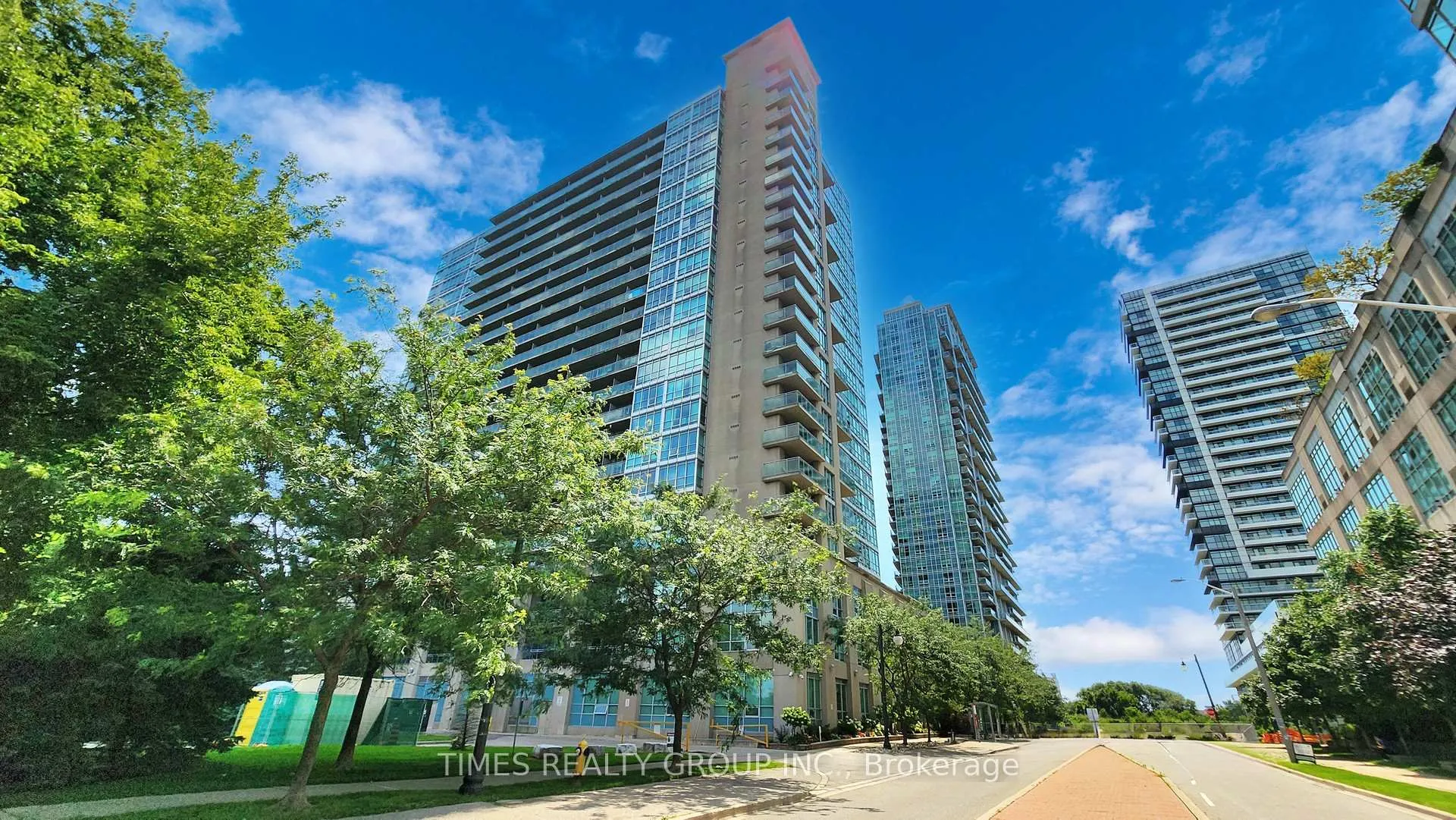 Photo 2 of Unit 1407, 185 Legion Road N, Etobicoke, Mimico — HOMEH