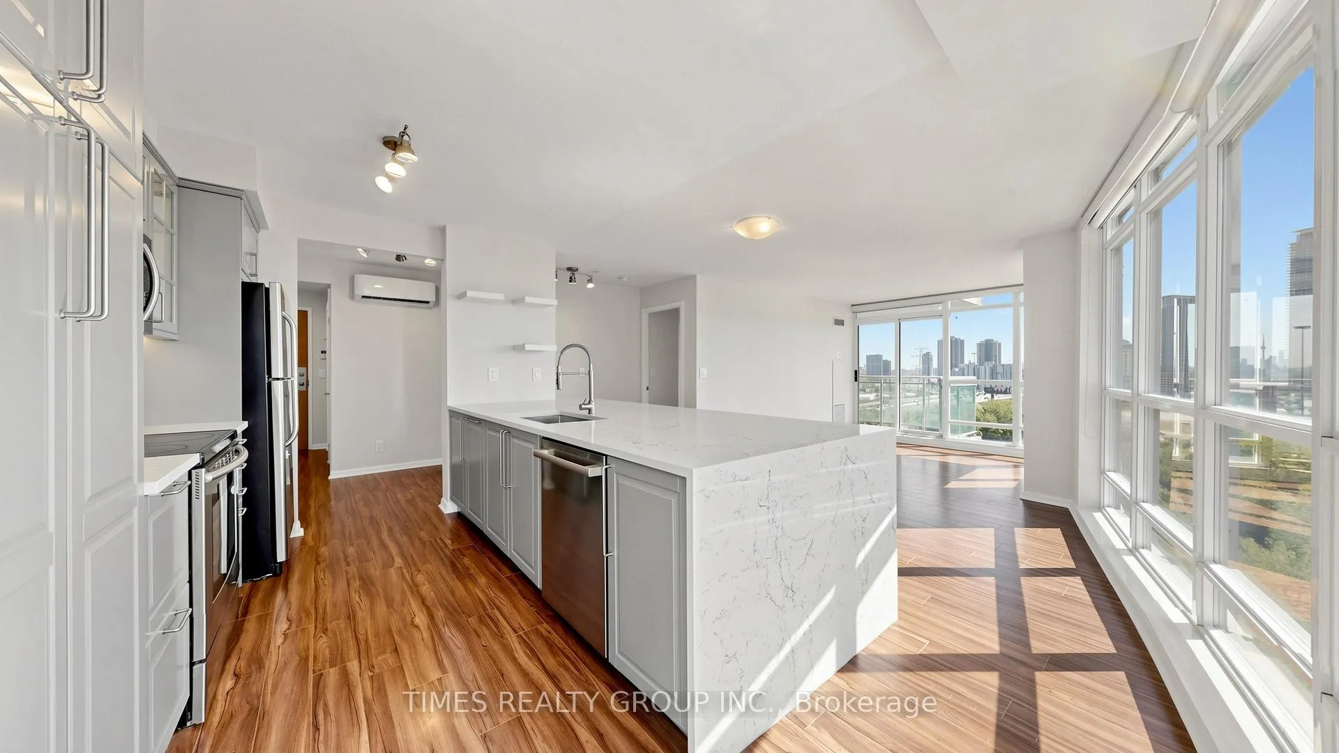 Photo 9 of Unit 1407, 185 Legion Road N, Etobicoke, Mimico — HOMEH