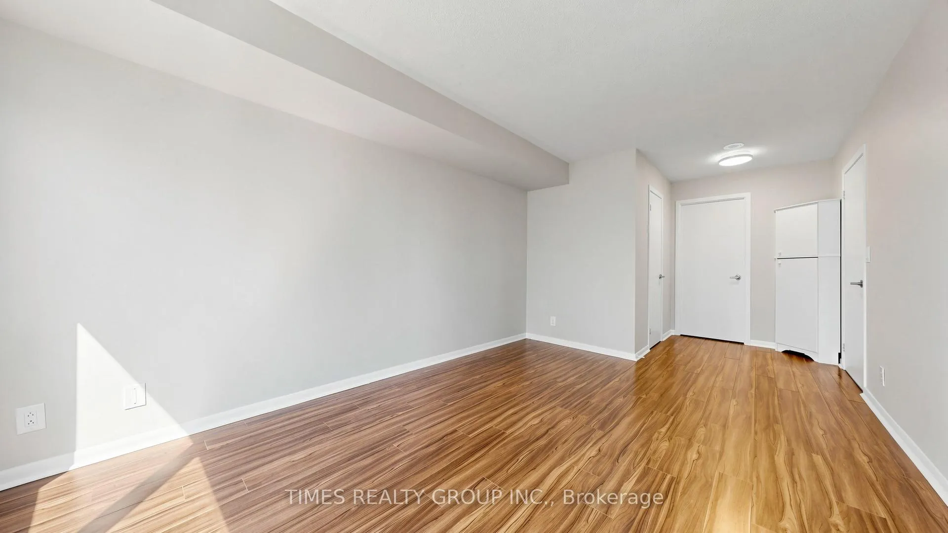 Photo 14 of Unit 1407, 185 Legion Road N, Etobicoke, Mimico — HOMEH
