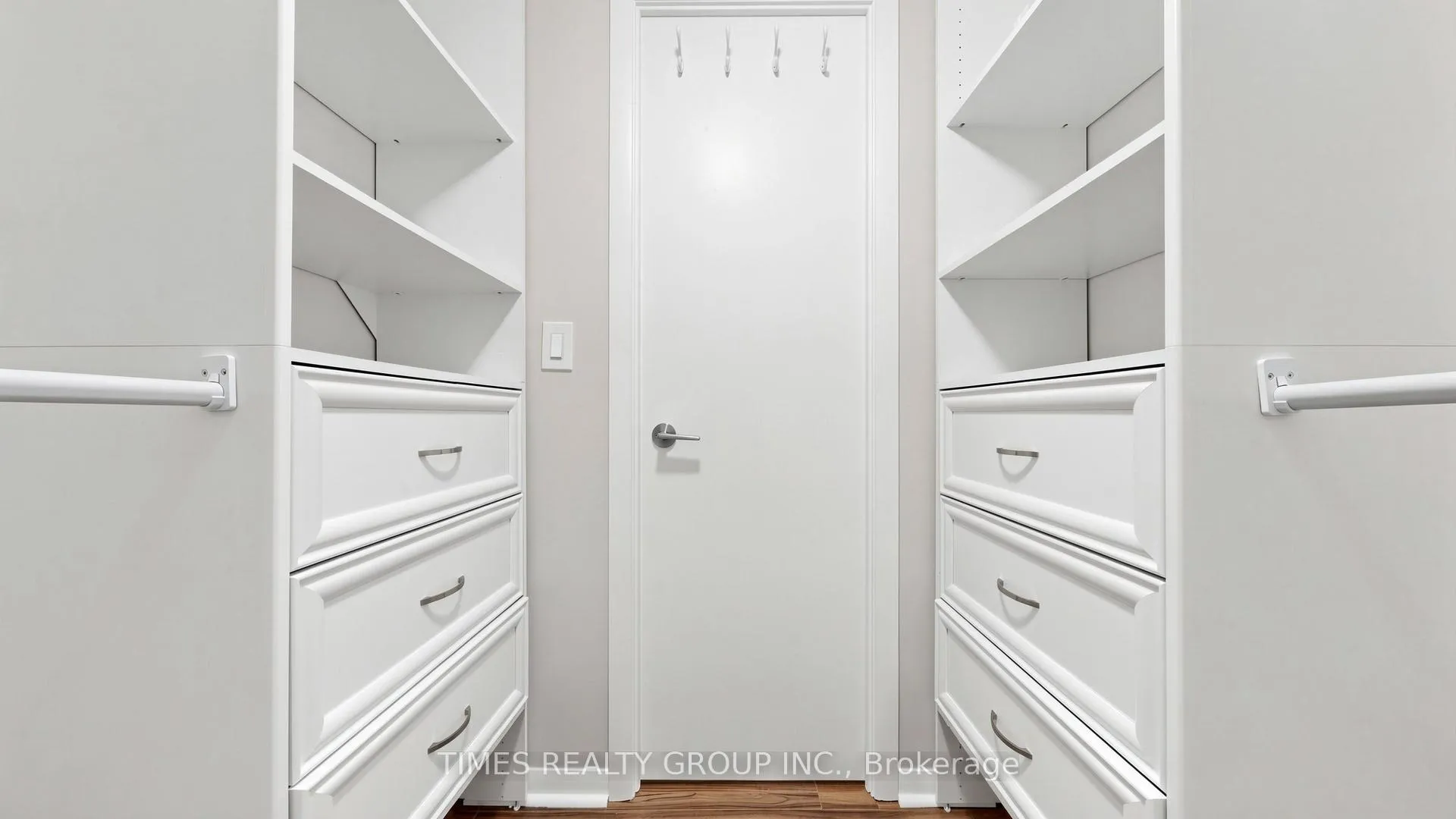 Photo 16 of Unit 1407, 185 Legion Road N, Etobicoke, Mimico — HOMEH