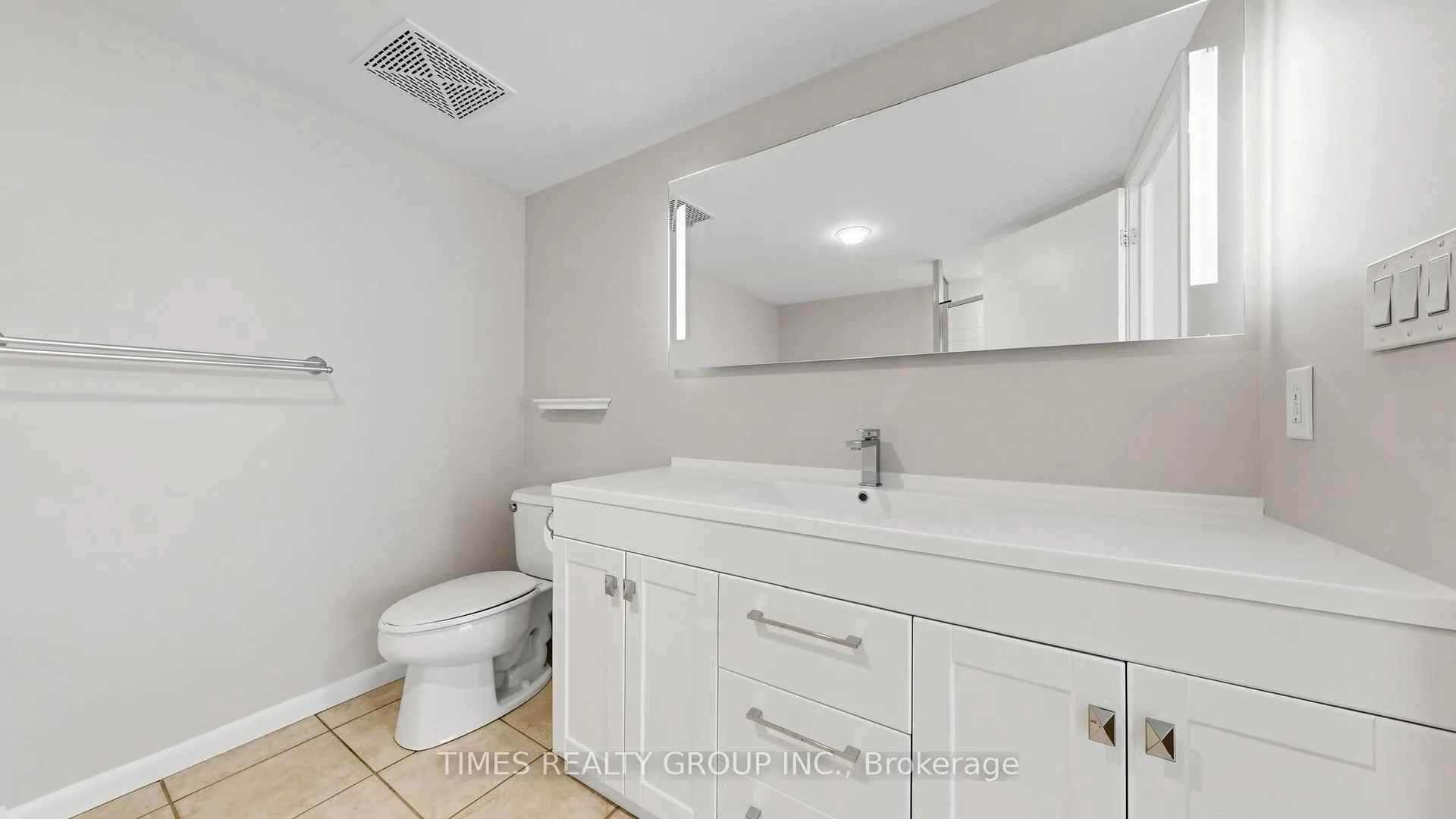Photo 17 of Unit 1407, 185 Legion Road N, Etobicoke, Mimico — HOMEH