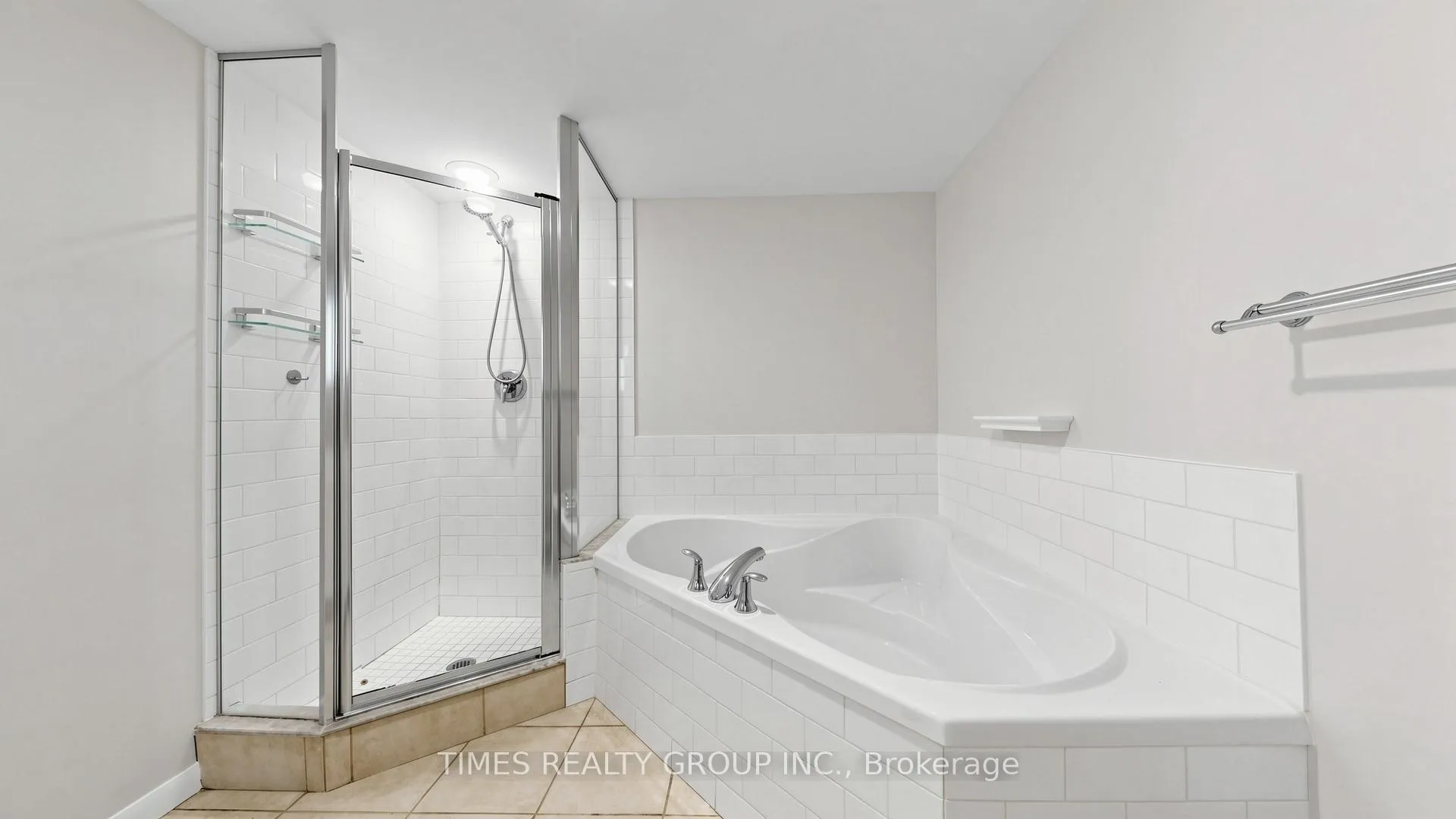 Photo 18 of Unit 1407, 185 Legion Road N, Etobicoke, Mimico — HOMEH