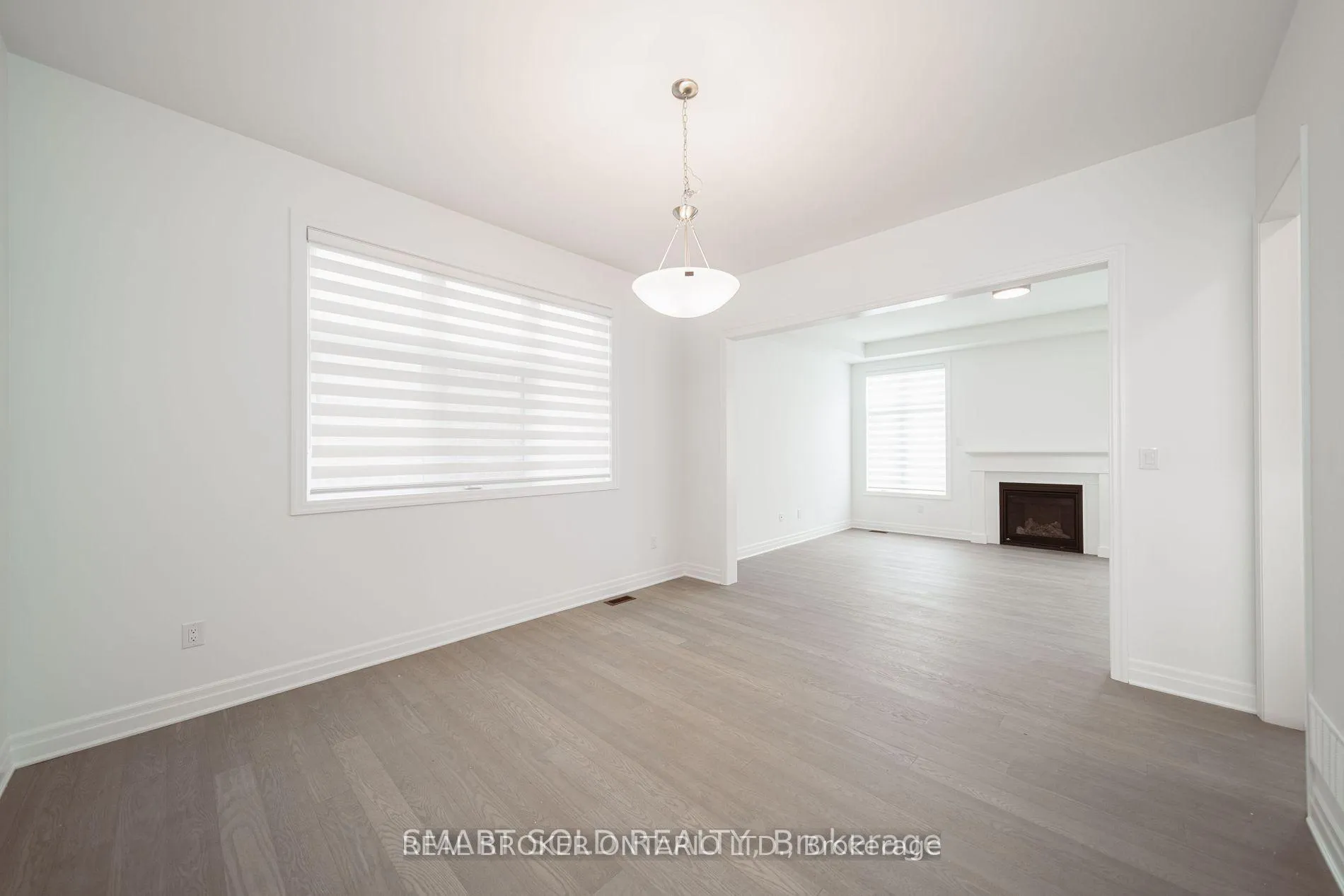Photo 7 of 6 Azure Drive, Markham, Rural Markham — HOMEH