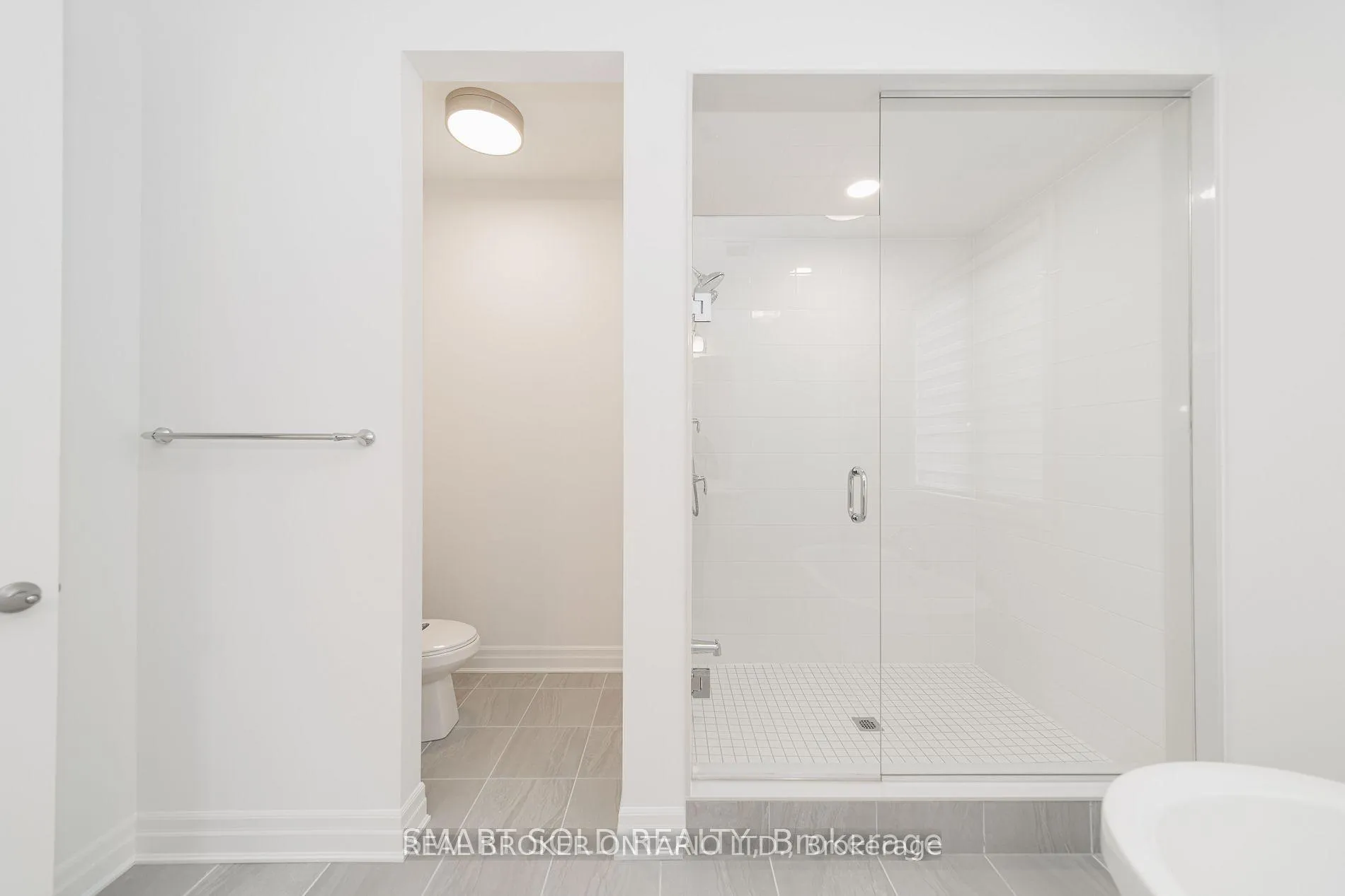 Photo 15 of 6 Azure Drive, Markham, Rural Markham — HOMEH