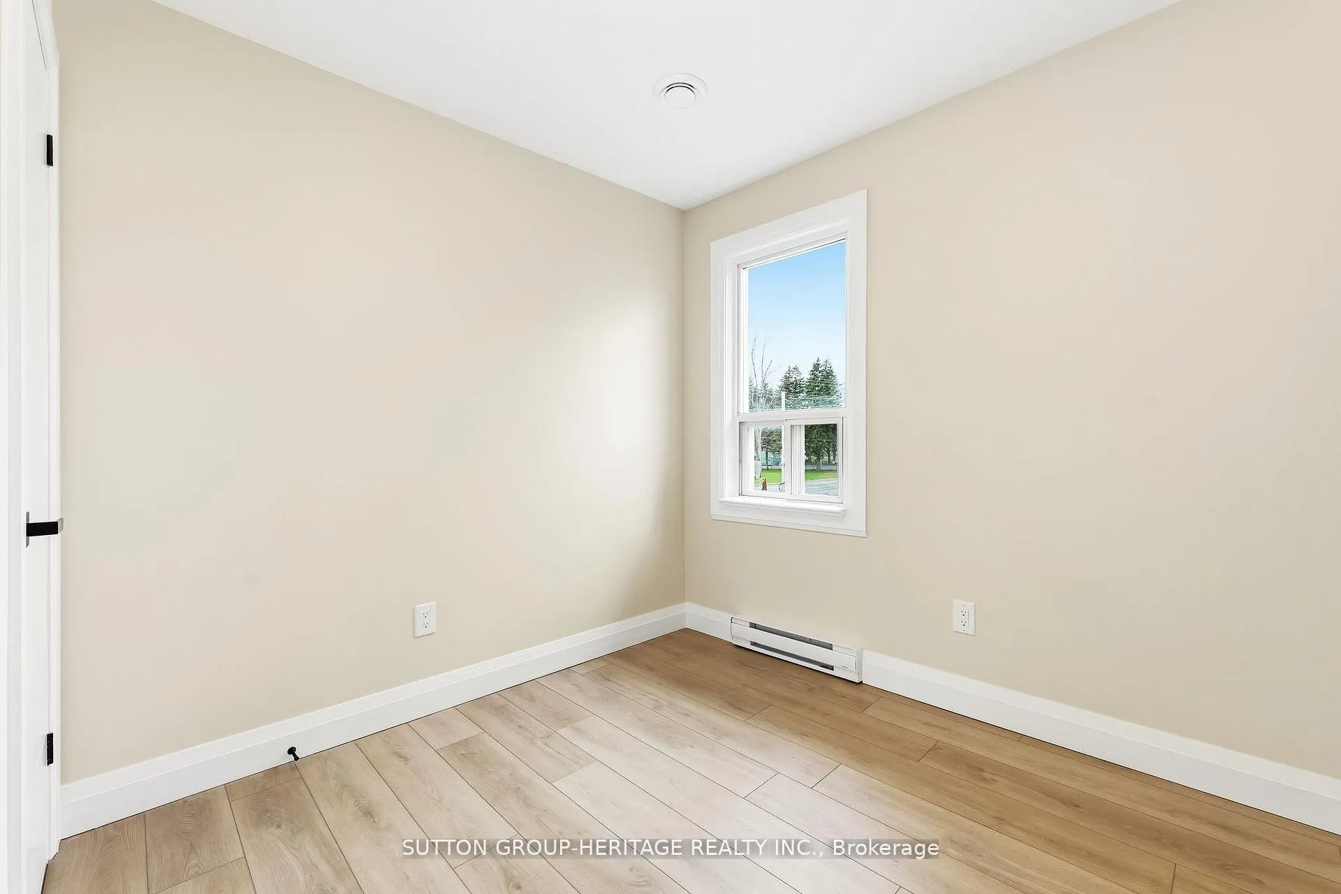 Photo 17 of Unit Upper, 164 Dixon Drive, Quinte West, Trenton Ward — HOMEH